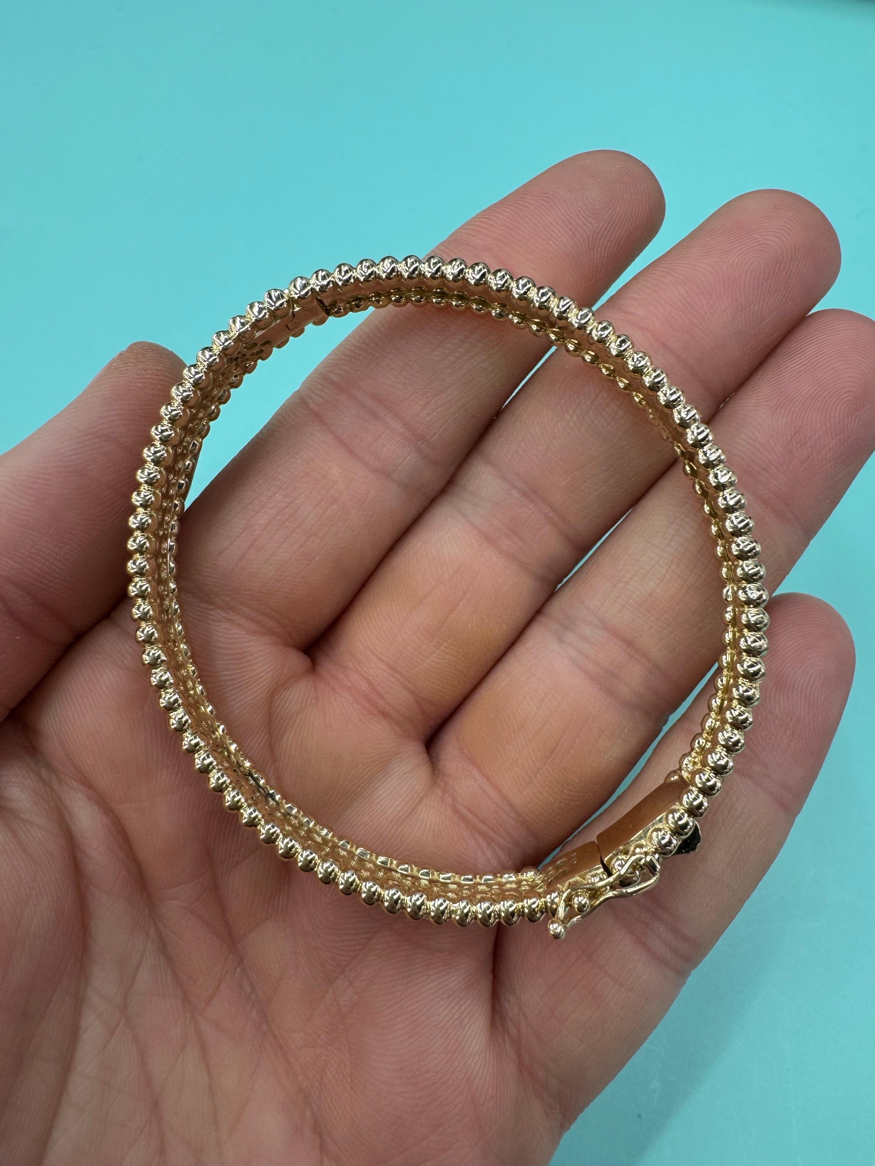 Bracelet jonc perlé à trois rangées de diamants 1,92 carats or jaune 14 carats 28 grammes en vente 7