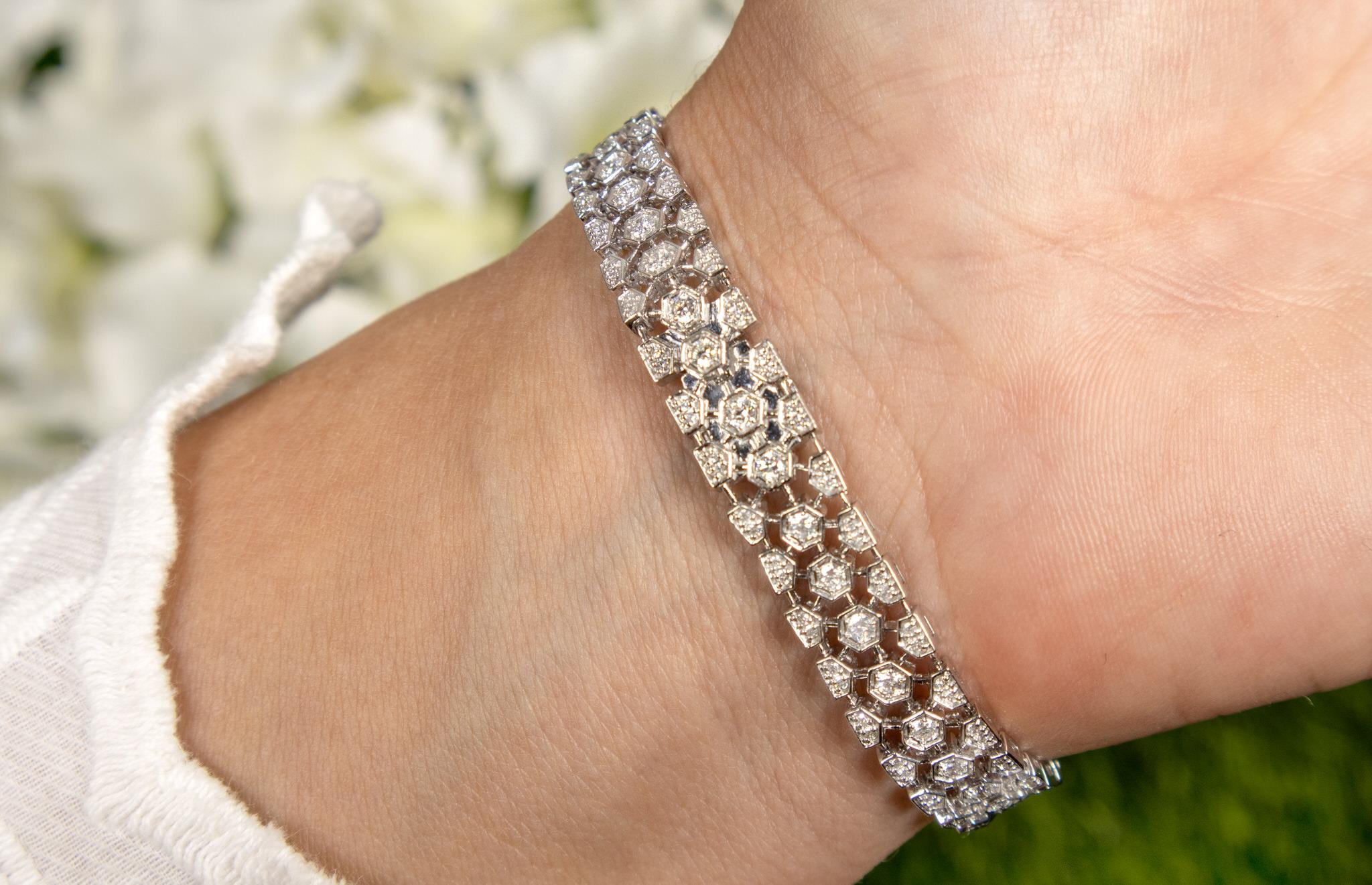 Contemporary Three Row Diamond Bracelet 1.9 Carat Total For Sale