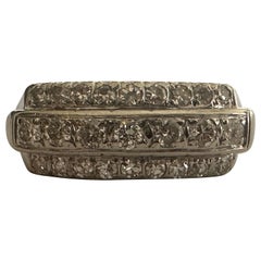 Anillo Cúpula de Diamantes de Tres Hileras