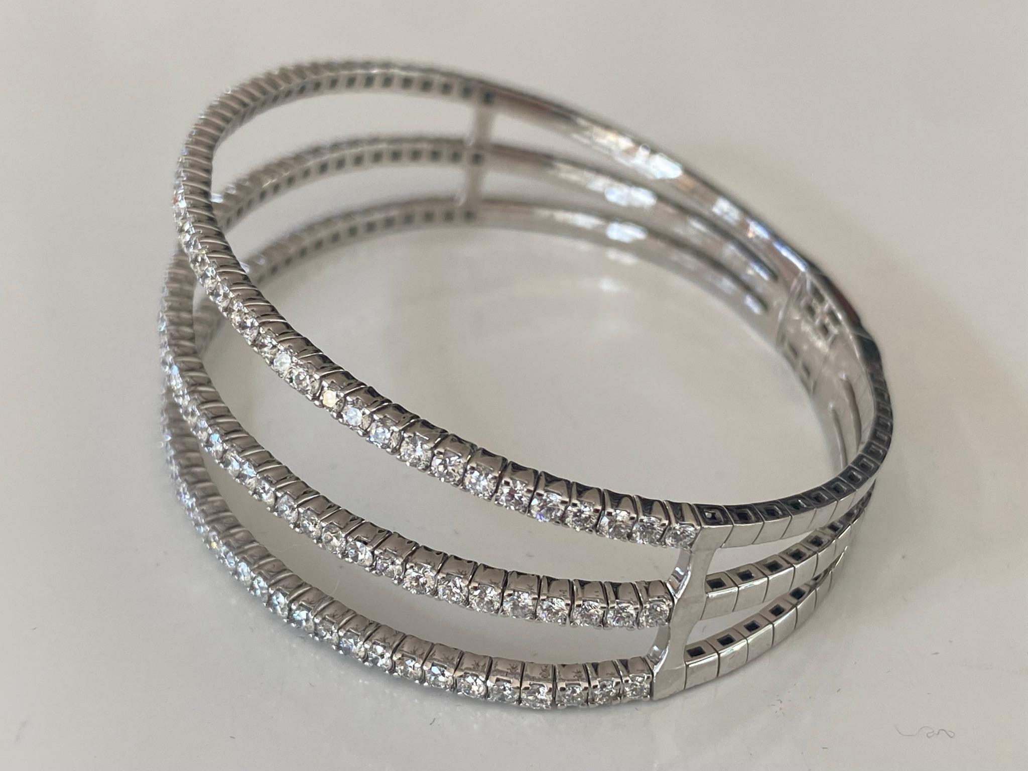 Contemporary Three Row Diamond Flexible Bangle Bracelet For Sale