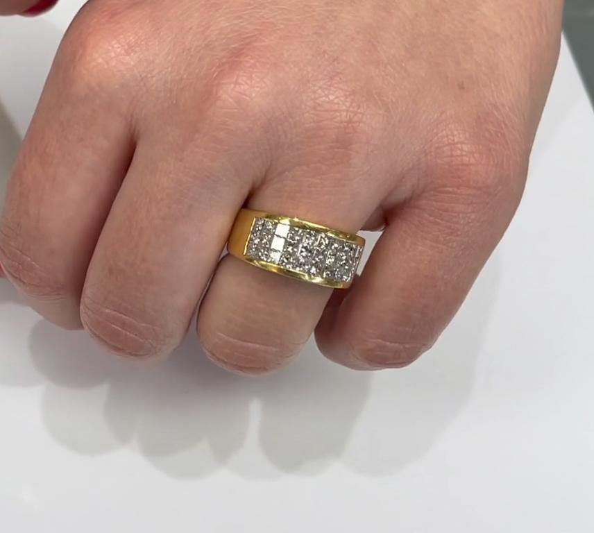 Three Row Invisibly Set Princess Cut Diamonds 18K Yellow Gold Ring 2.10 Carats For Sale 1