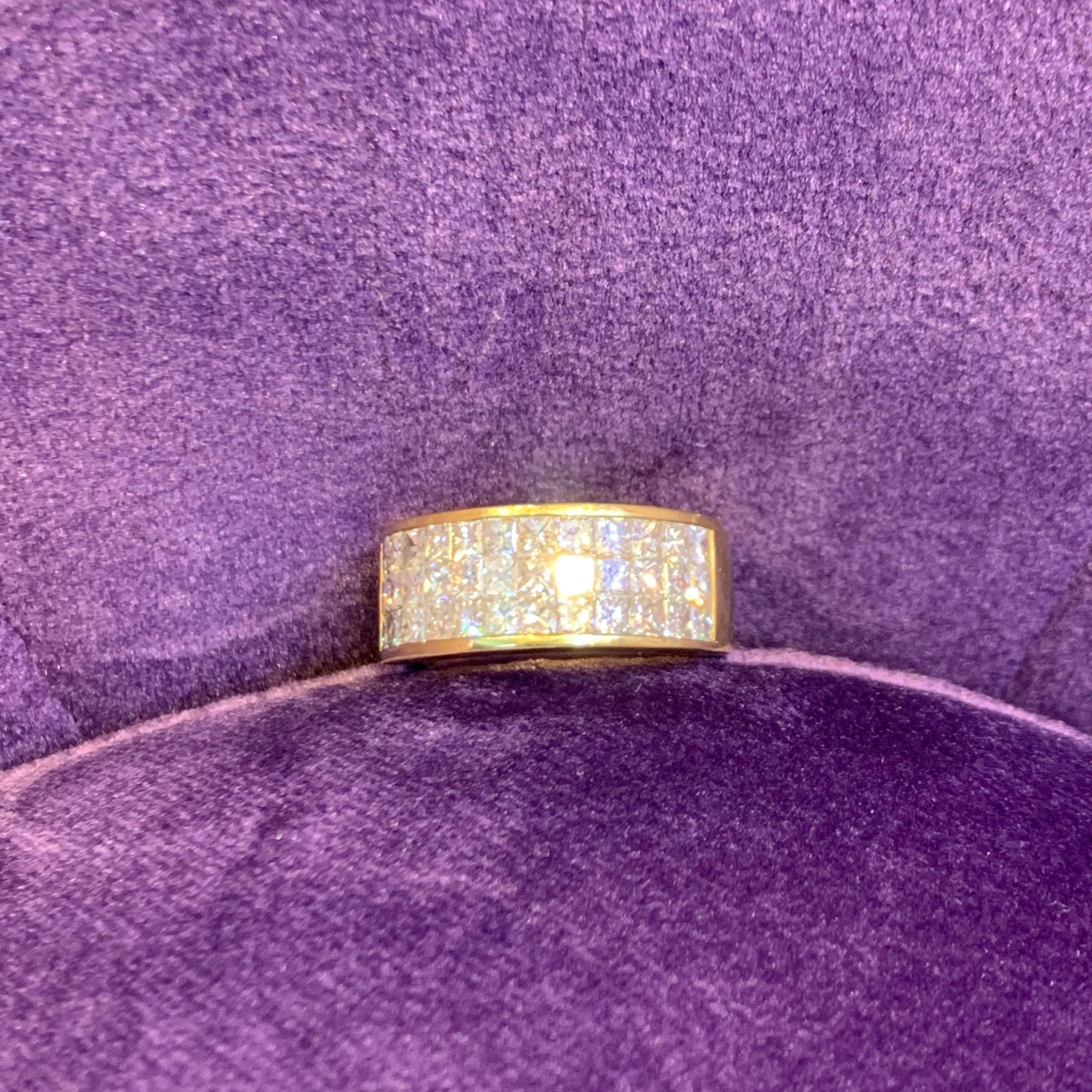 Three-Row Men's Diamond Ring Band In Excellent Condition For Sale In New York, NY