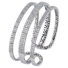 Bracelet manchette en or blanc à trois rangs de diamants