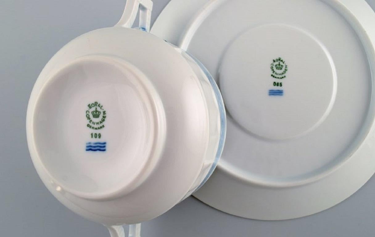 Porcelain Three Royal Copenhagen Blue Fan Bouillon Cups with Saucers For Sale
