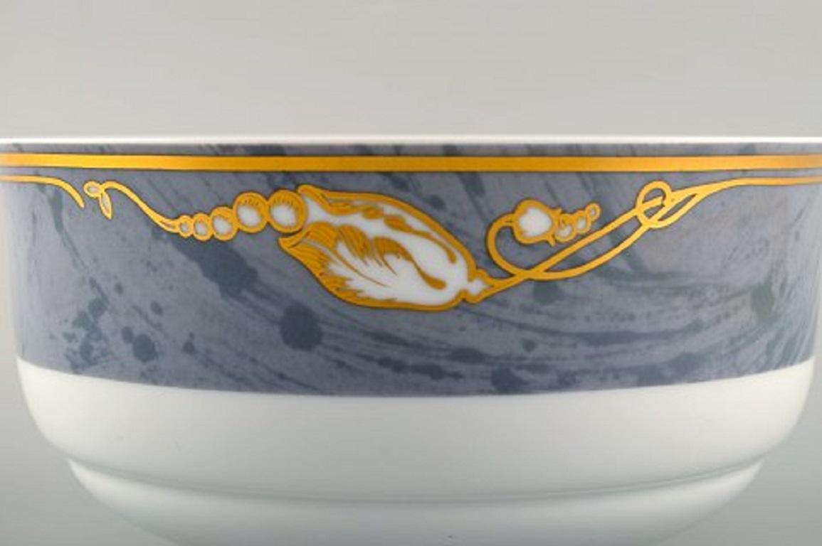 Three Royal Copenhagen Gray Magnolia Salad Bowls in Porcelain, Late 20th Century For Sale 1