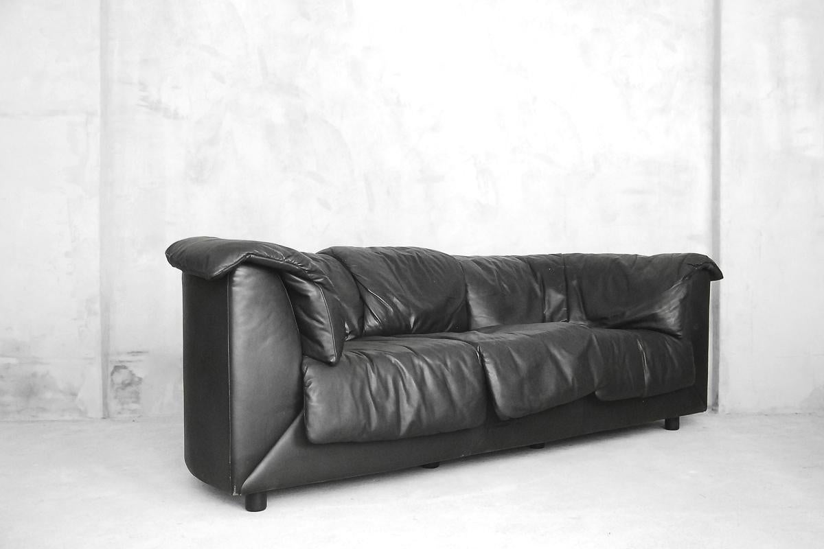 Three-Seat Black Leather Swiss Sofa by De Sede, 1980s 2