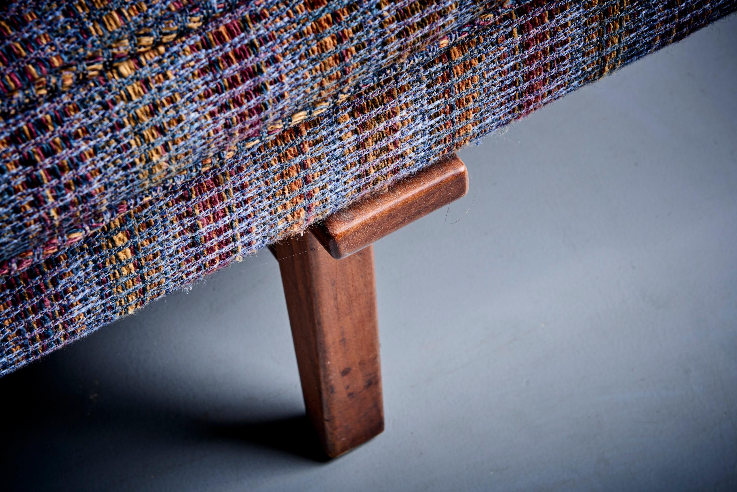 American Three-Seat Jens Risom Sofa for Risom Design Inc multicolored fabric with stripes For Sale
