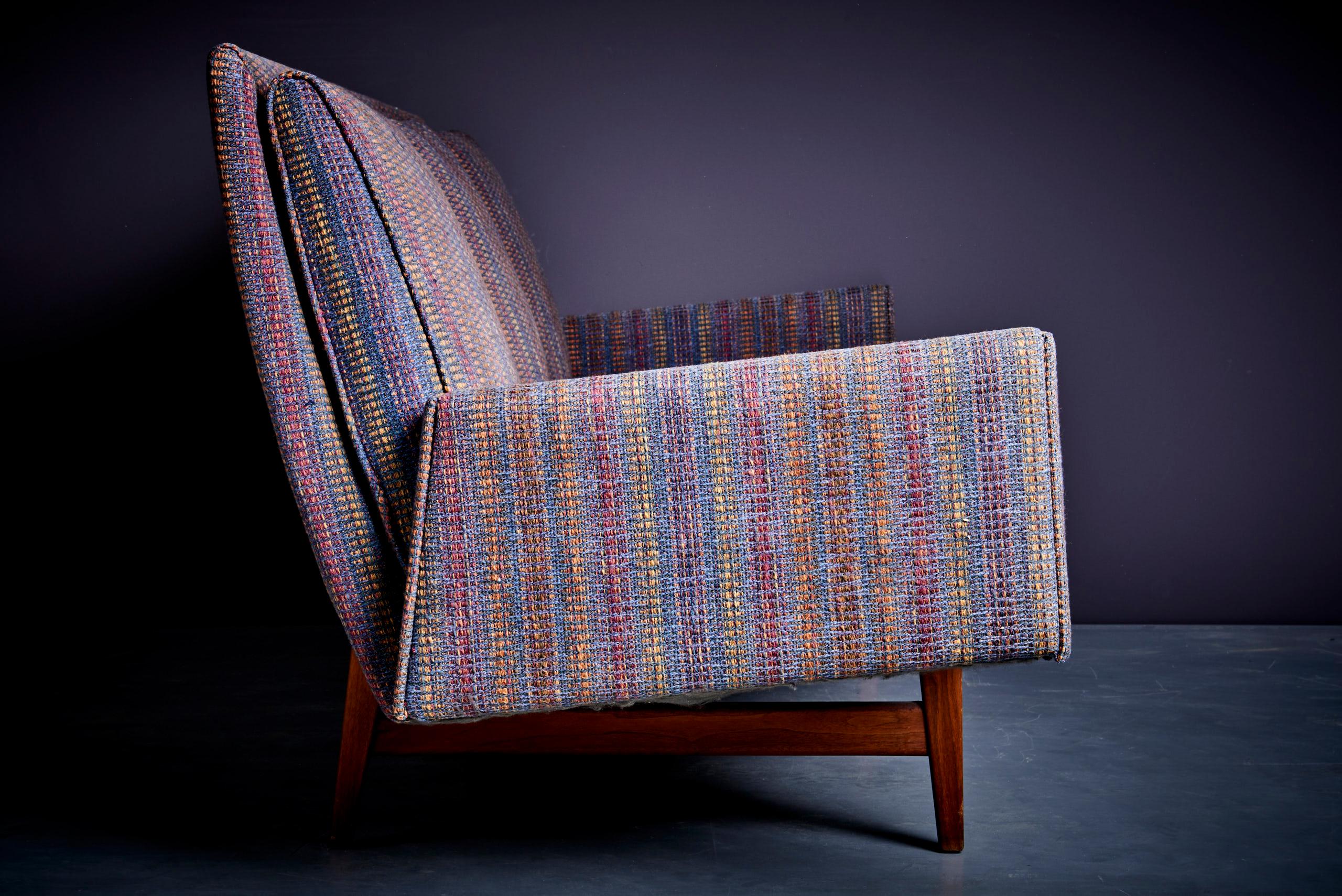 Three-Seat Jens Risom Sofa for Risom Design Inc multicolored fabric with stripes For Sale 1