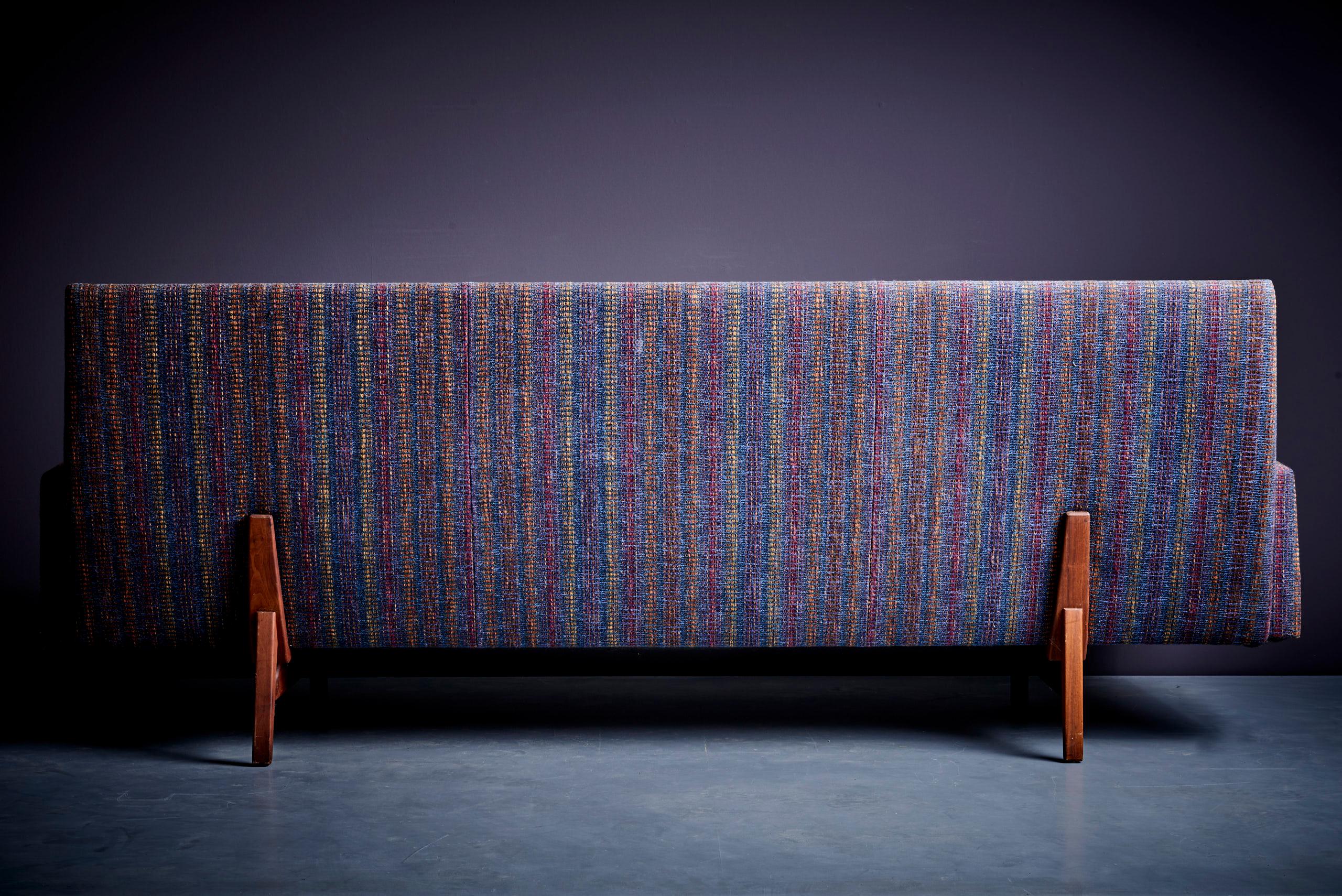 Three-Seat Jens Risom Sofa for Risom Design Inc multicolored fabric with stripes For Sale 2
