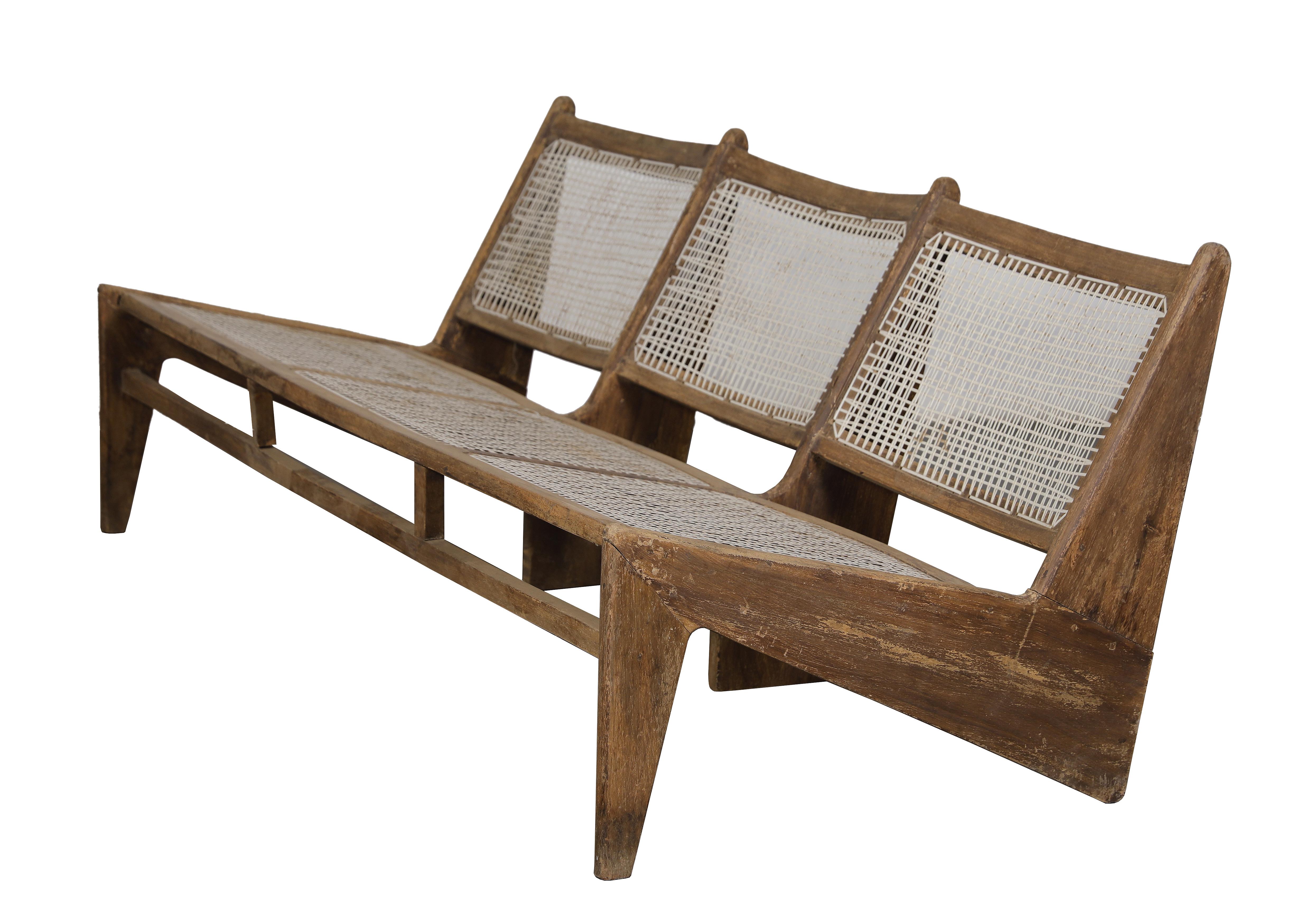 Dreisitzige Känguru-Lounge PJ-SI-59-B für das Chandigarh-Projekt ca. 1955 (Indisch) im Angebot