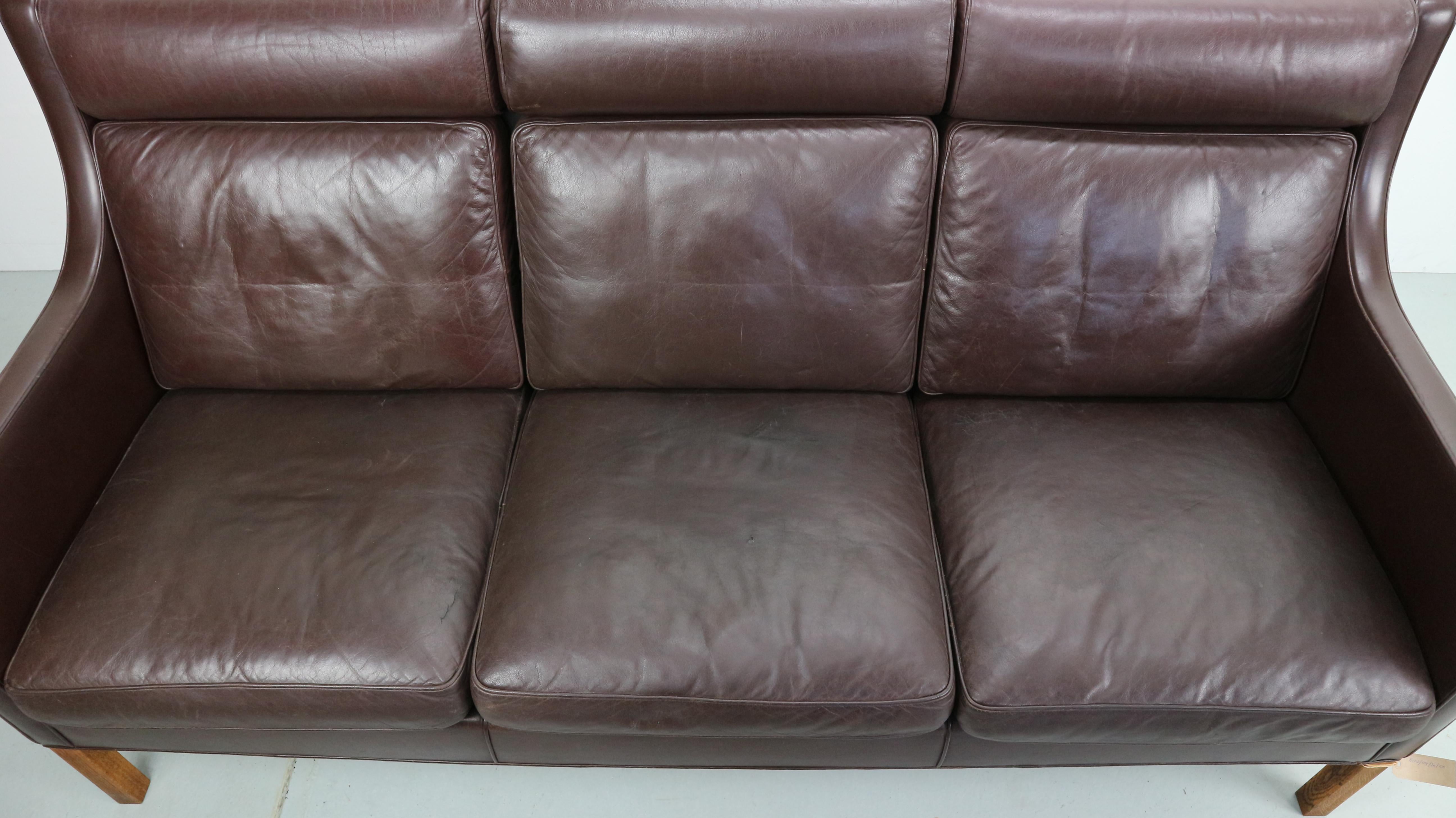 Three-Seat Leather Sofa 2433 by Børge Mogensen for Fredericia Furniture 13