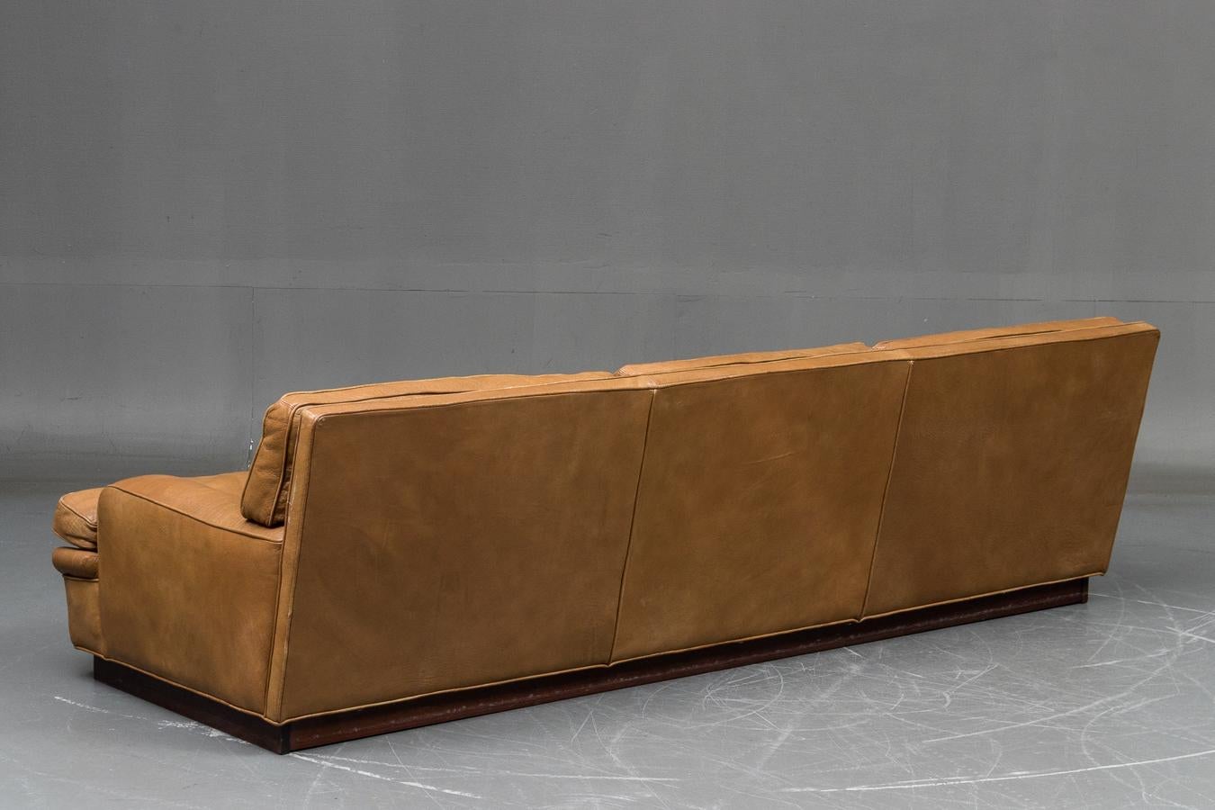 Mid-20th Century Three-seat Leather Sofa Model Mexico by Arne Norell