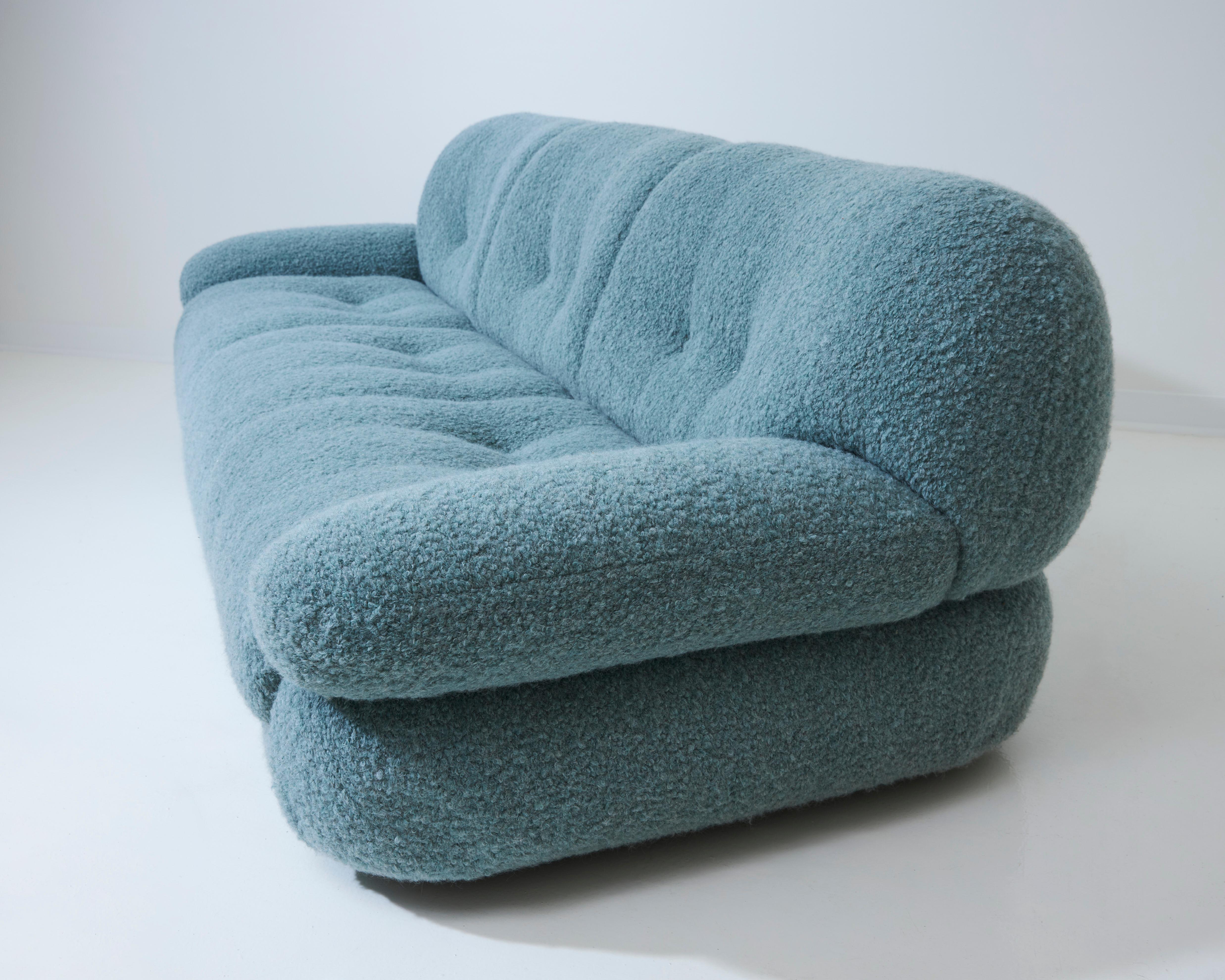 lounge sofa fluffy