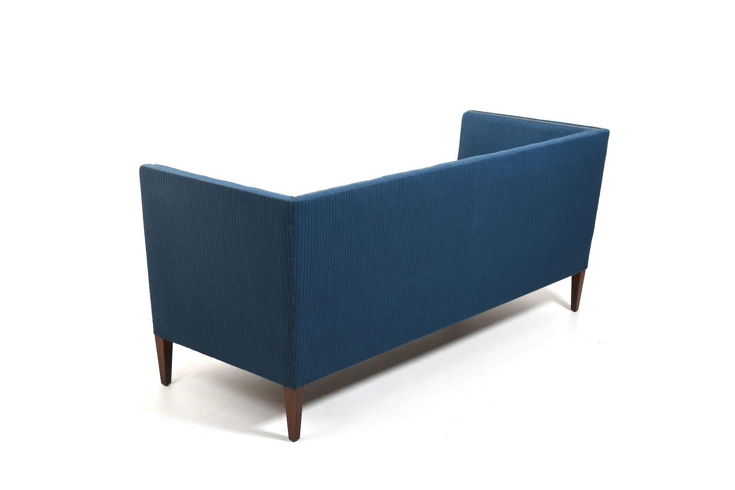 Fabric Three Seat Sofa by Frits Henningsen 1930s. Original Condition For Sale