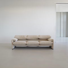Divano a tre posti di Vico MAGISTRETTI per CASSINA, 1973