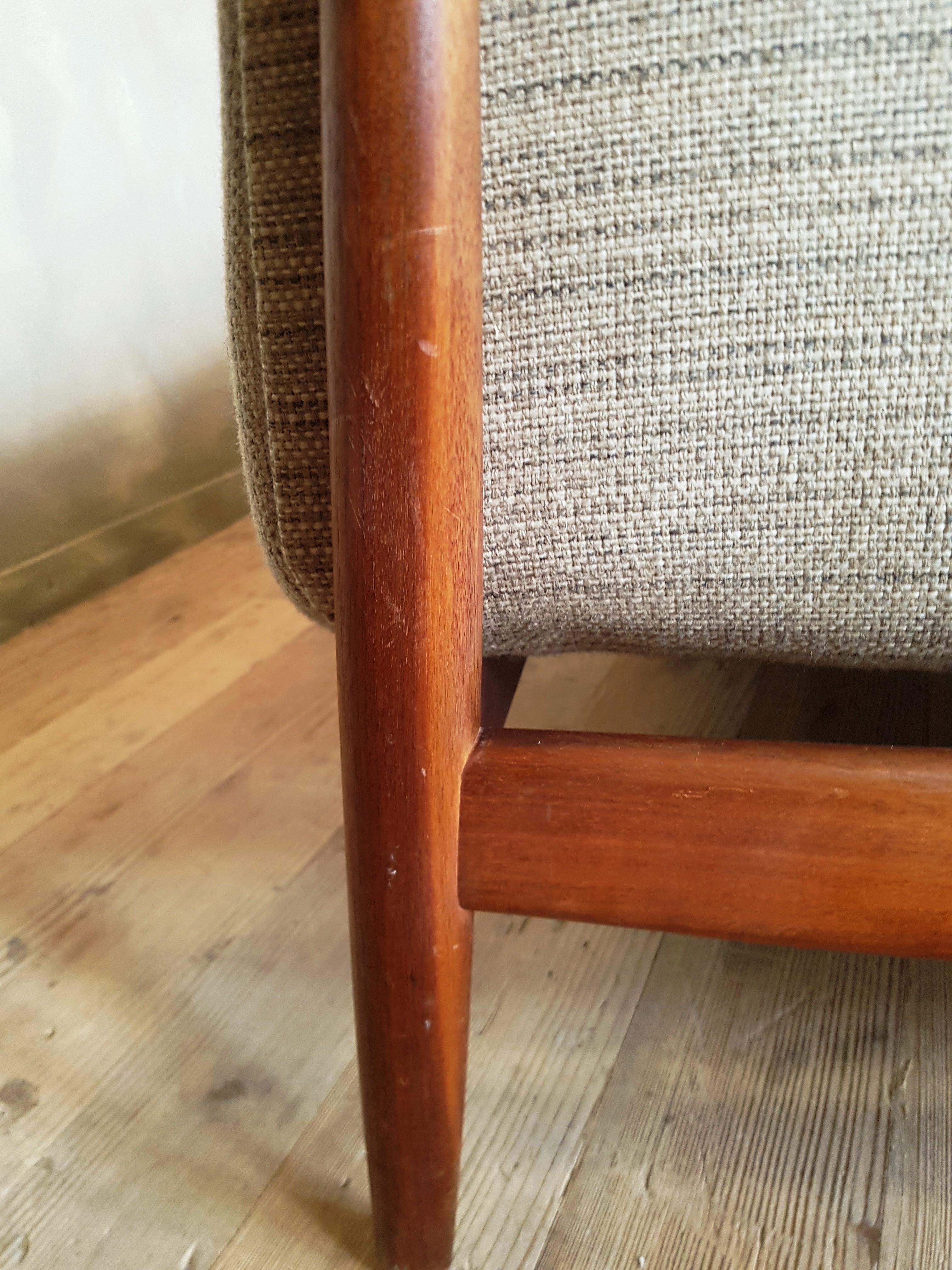 Three-Seat Sofa from DUX For Sale 3