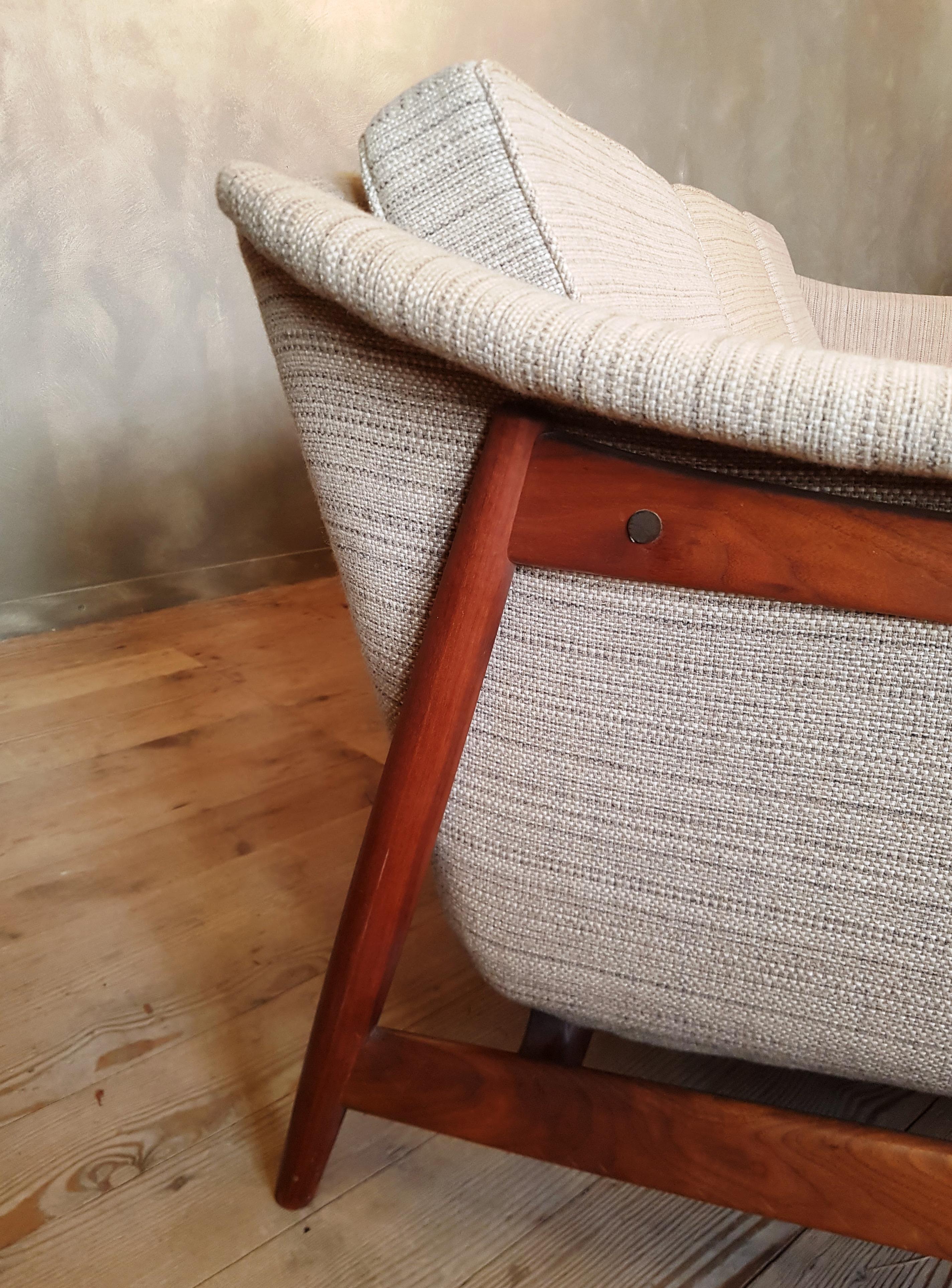 Scandinavian Modern Three-Seat Sofa from DUX For Sale