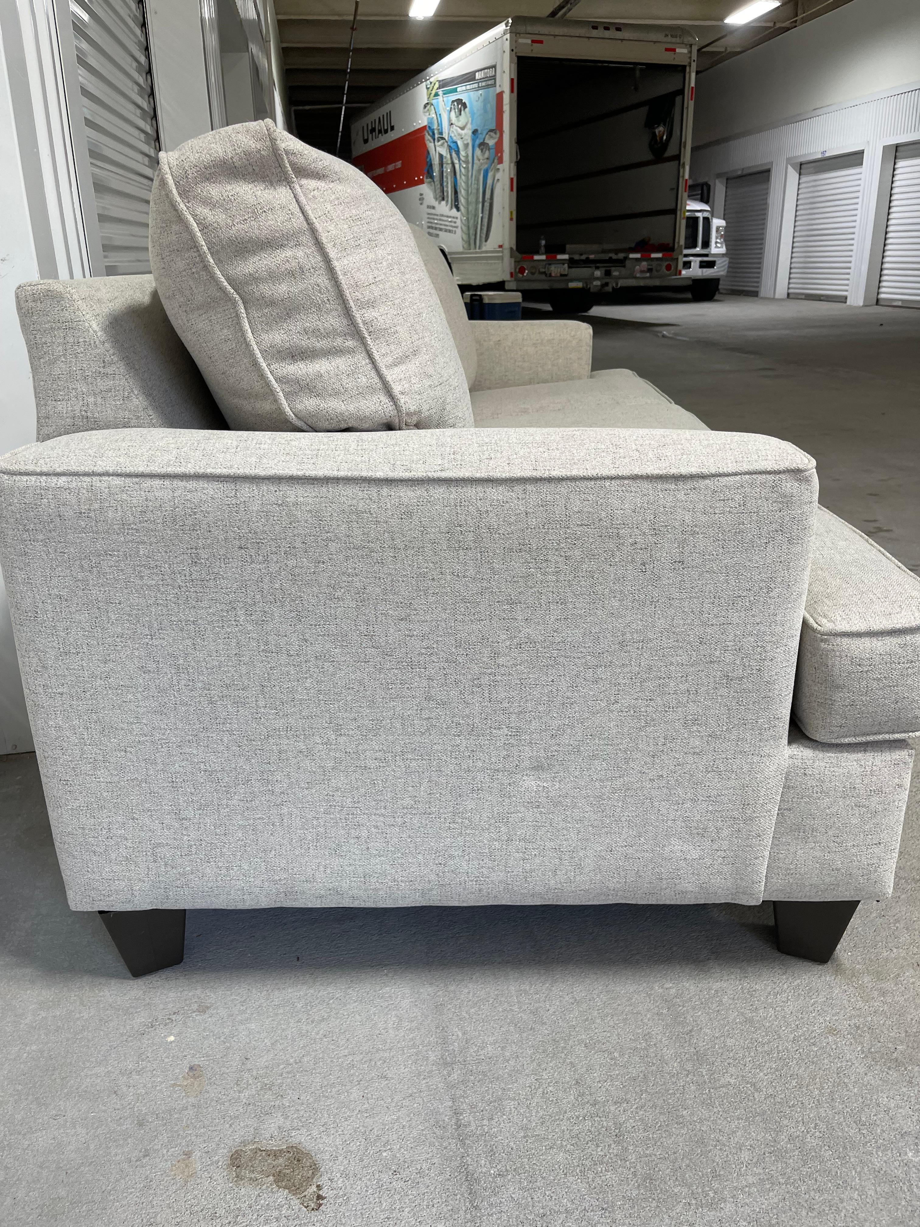 Tissu Canapé trois places en tissu tweed gris, 21e siècle en vente