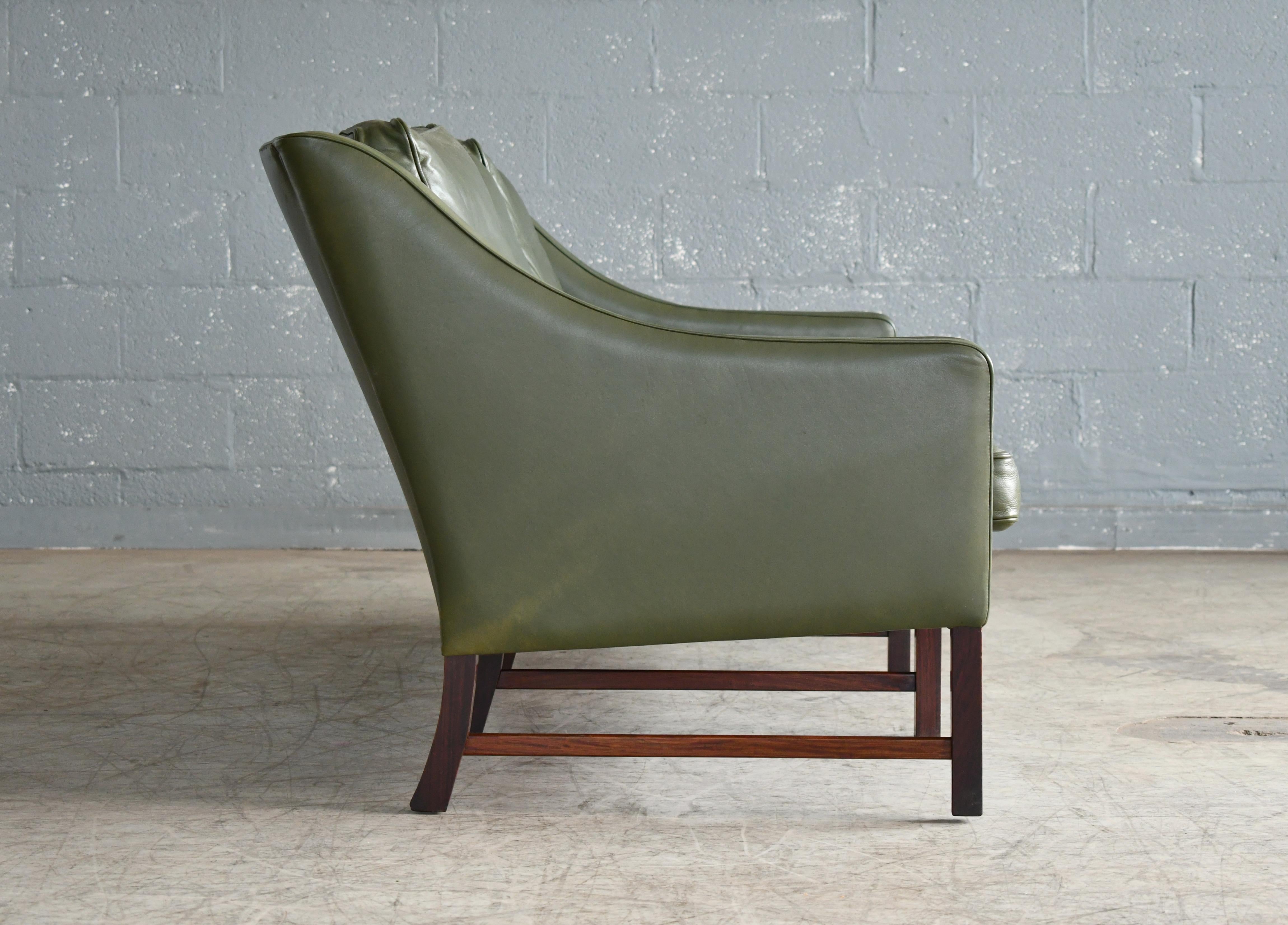 Three-Seat Sofa in Green Leather and Rosewood Attributed to Fredrik Kayser In Good Condition In Bridgeport, CT