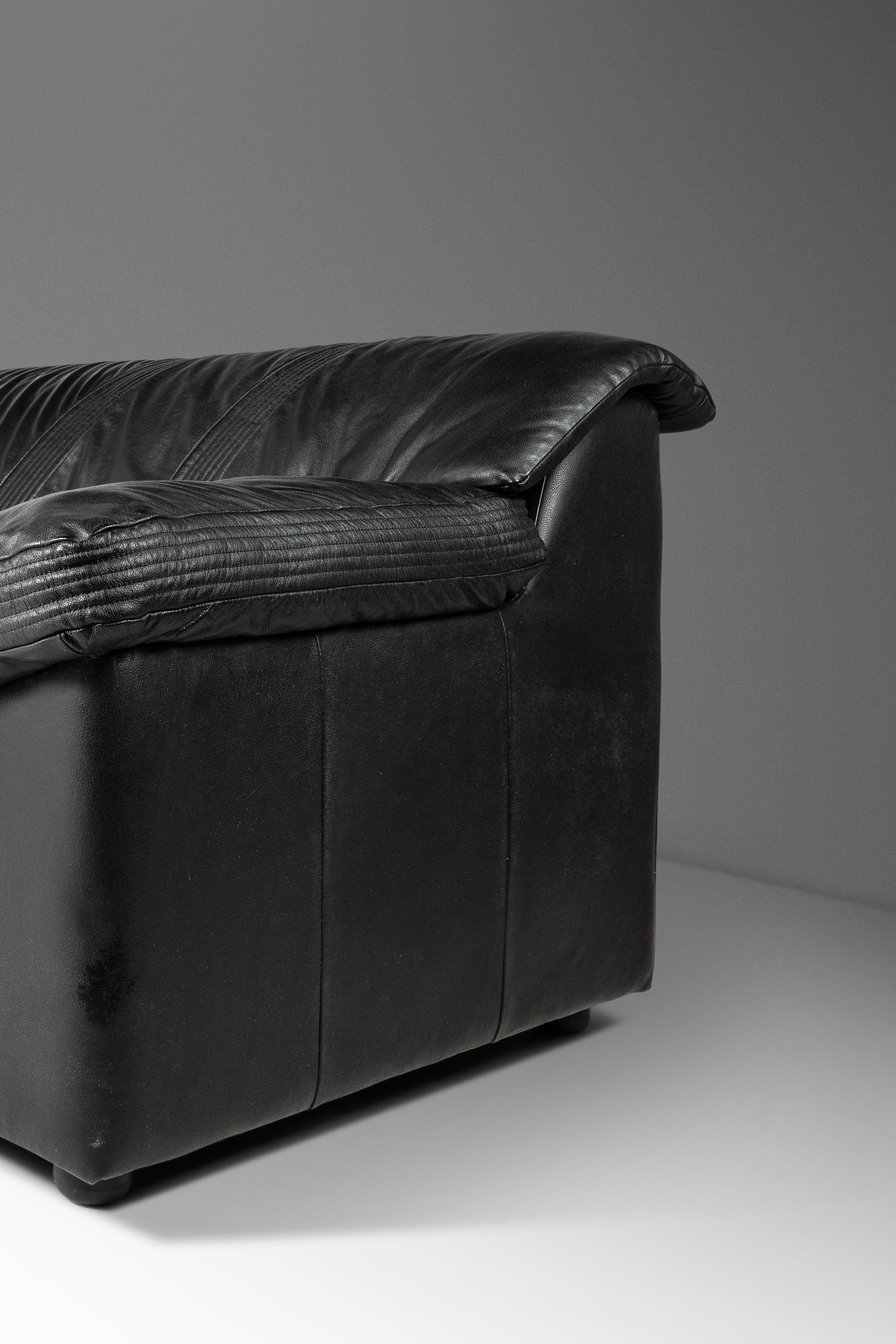 Canapé à trois places de Natuzzi attribué à Pierluigi Cerri, Italie, 1990 en vente 6