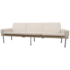 Dreisitziges Sofa:: Modell AP34/3:: von Hans Wegner für A.P. Stolen