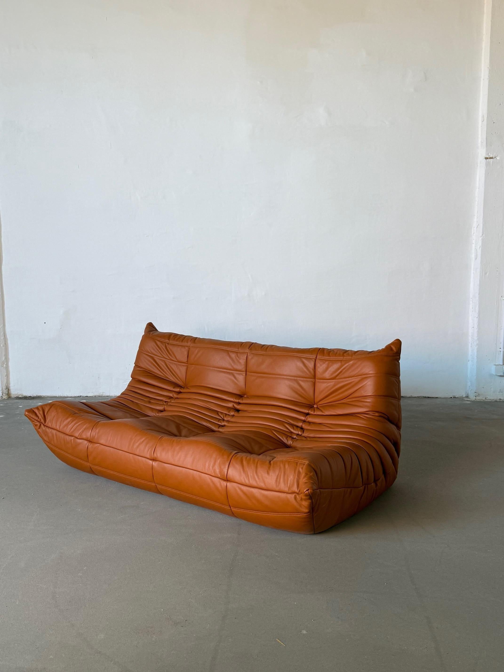 Mid-Century Modern Three-Seat Togo Sofa by Michel Ducaroy for Ligne Roset in Caramel Leather For Sale