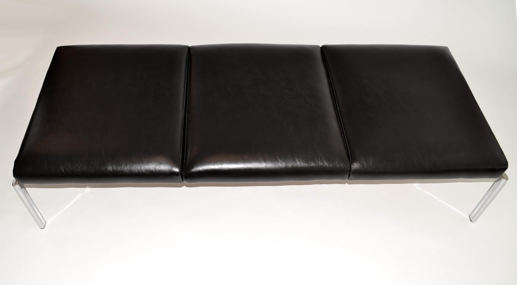 20th Century Three-Seat Bench in Leather and Chrome by Stendig by Tapiovaara