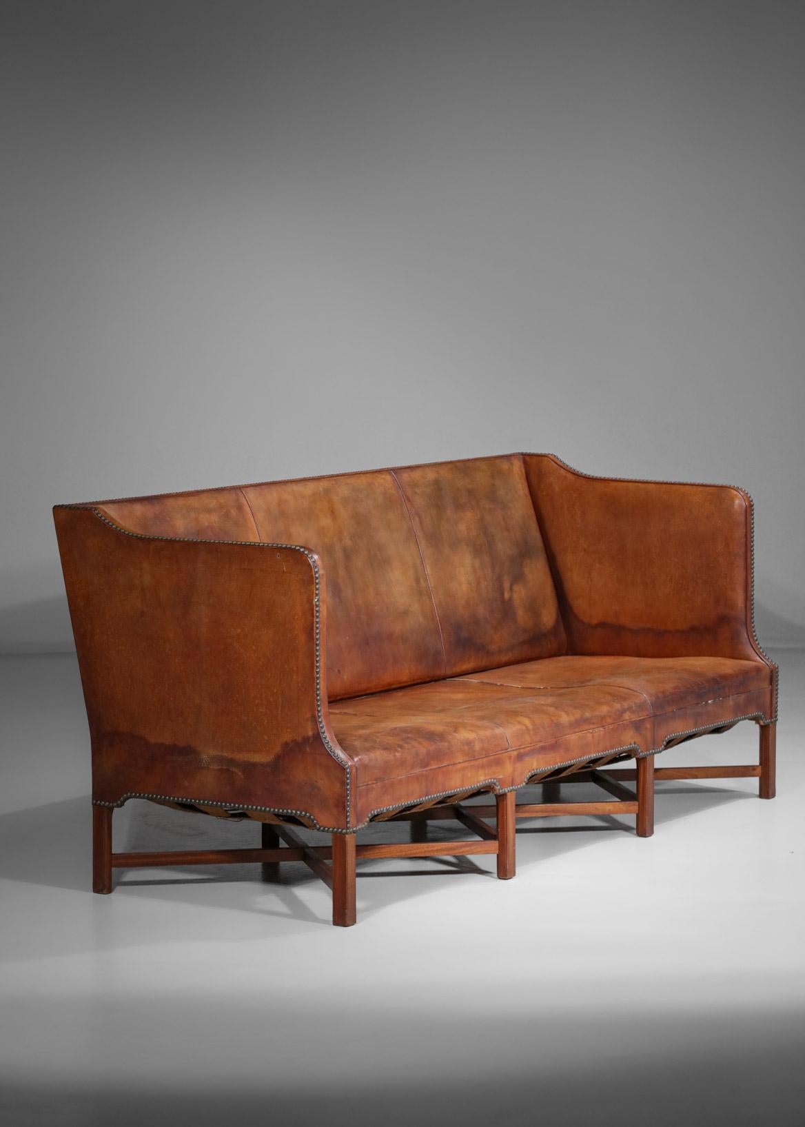 Three Seat Sofa by Danish Designer Kaare Klint Model 4118 for Rud Rasmussen In Fair Condition In Lyon, FR