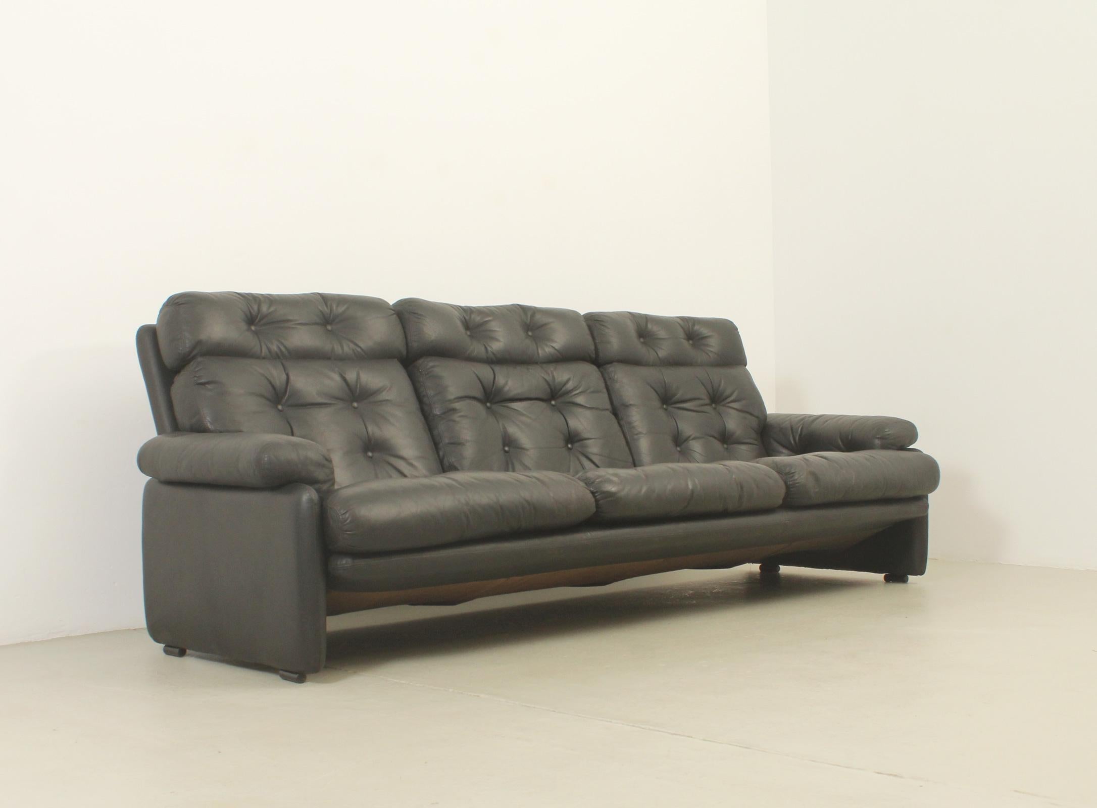 Canapé Three Seater de Tobia Scarpa pour B&B, Italie Bon état - En vente à Barcelona, ES