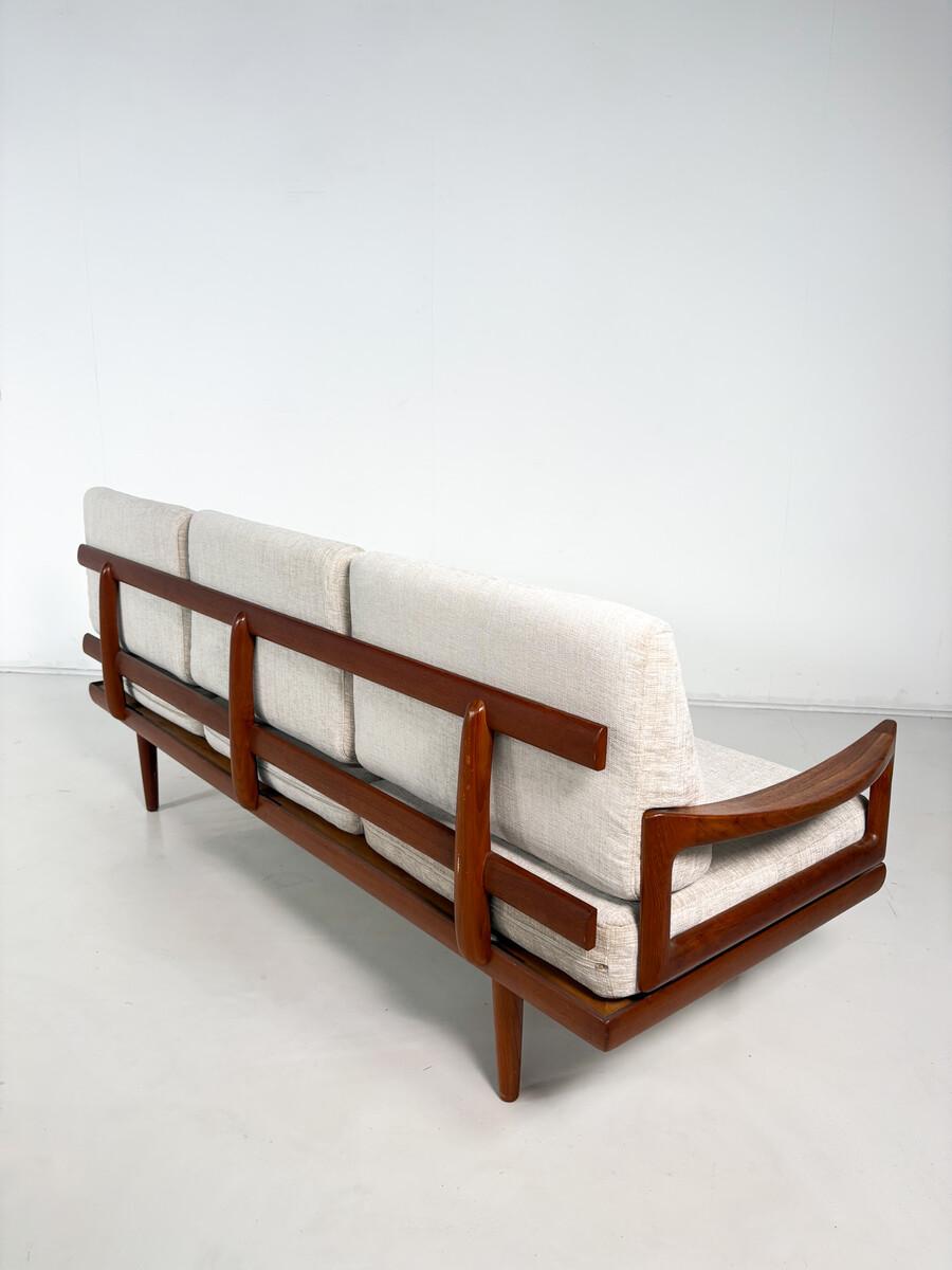 Three-Seater Sofa by Tove & Edvard Kindt-Larsen, Denmark, 1960s For Sale 2