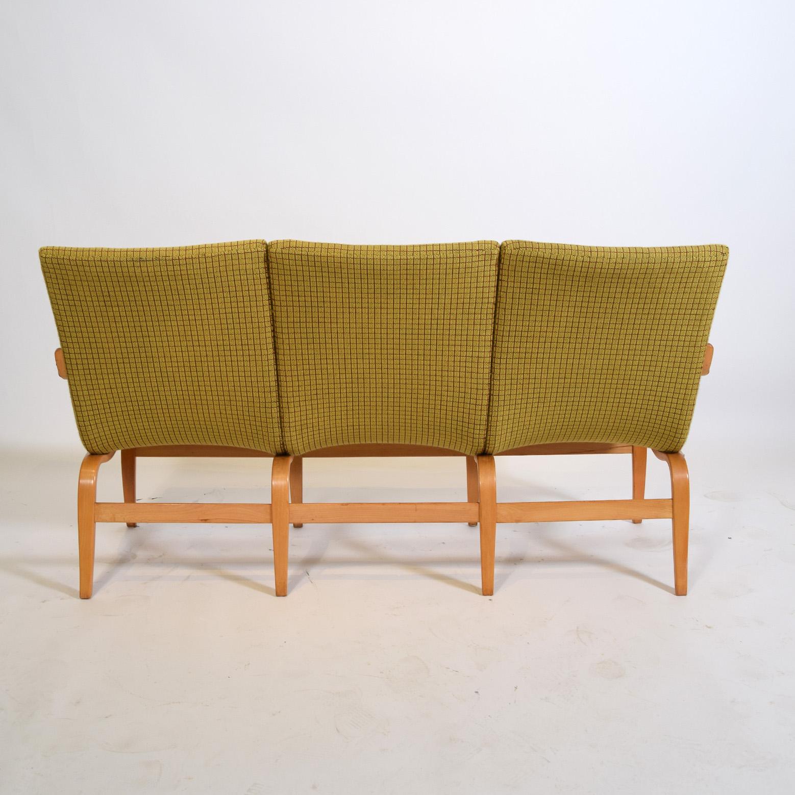 Drei-Sitzer-Sofa „Eva“, entworfen Bruno Mathsson im Zustand „Gut“ im Angebot in Hudson, NY