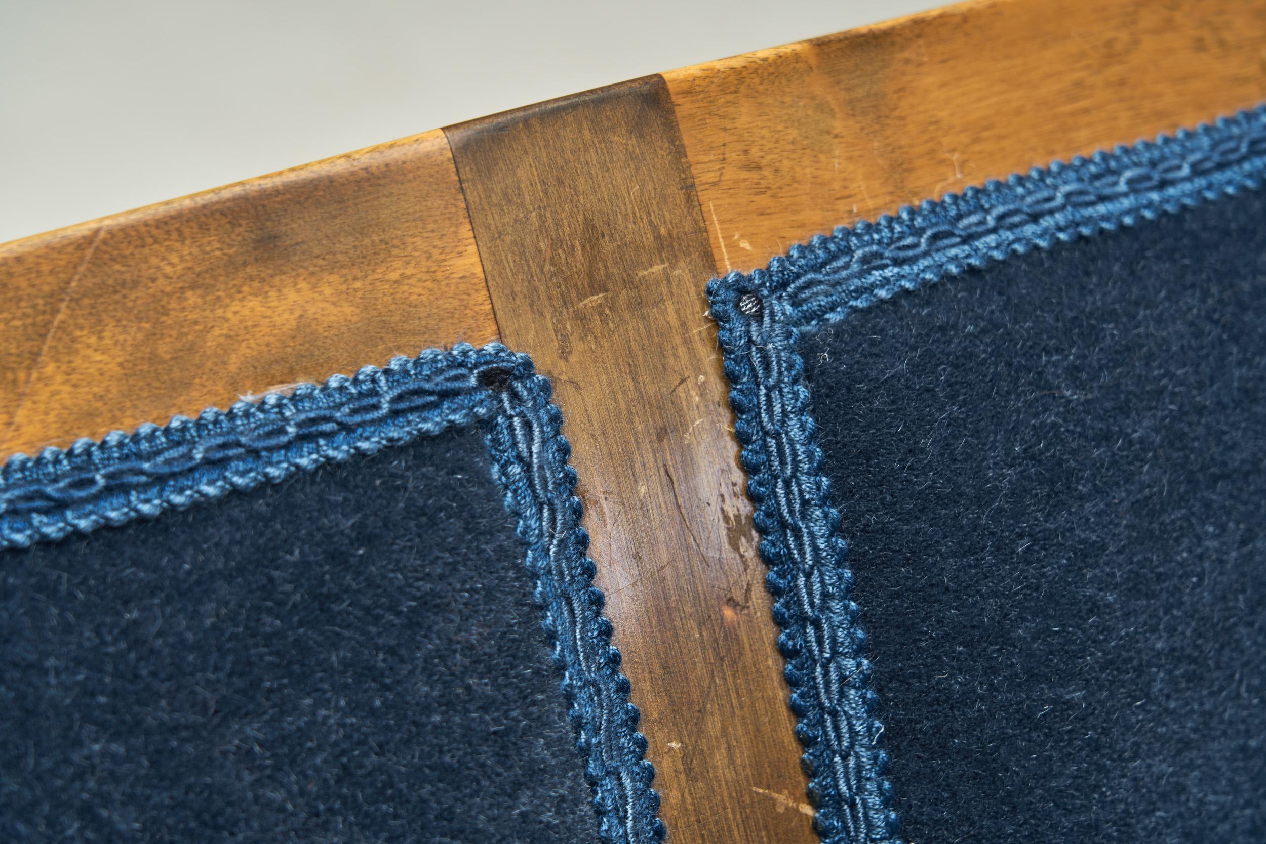 Canapé trois places en tissu mohair bleu par Jørgen Christensen, Danemark années 1930 en vente 4