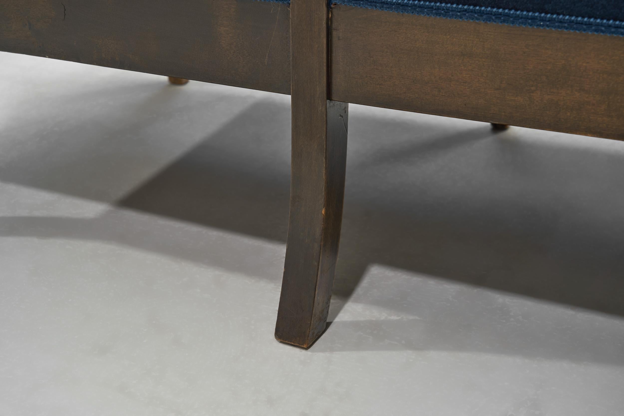 Canapé trois places en tissu mohair bleu par Jørgen Christensen, Danemark années 1930 en vente 8