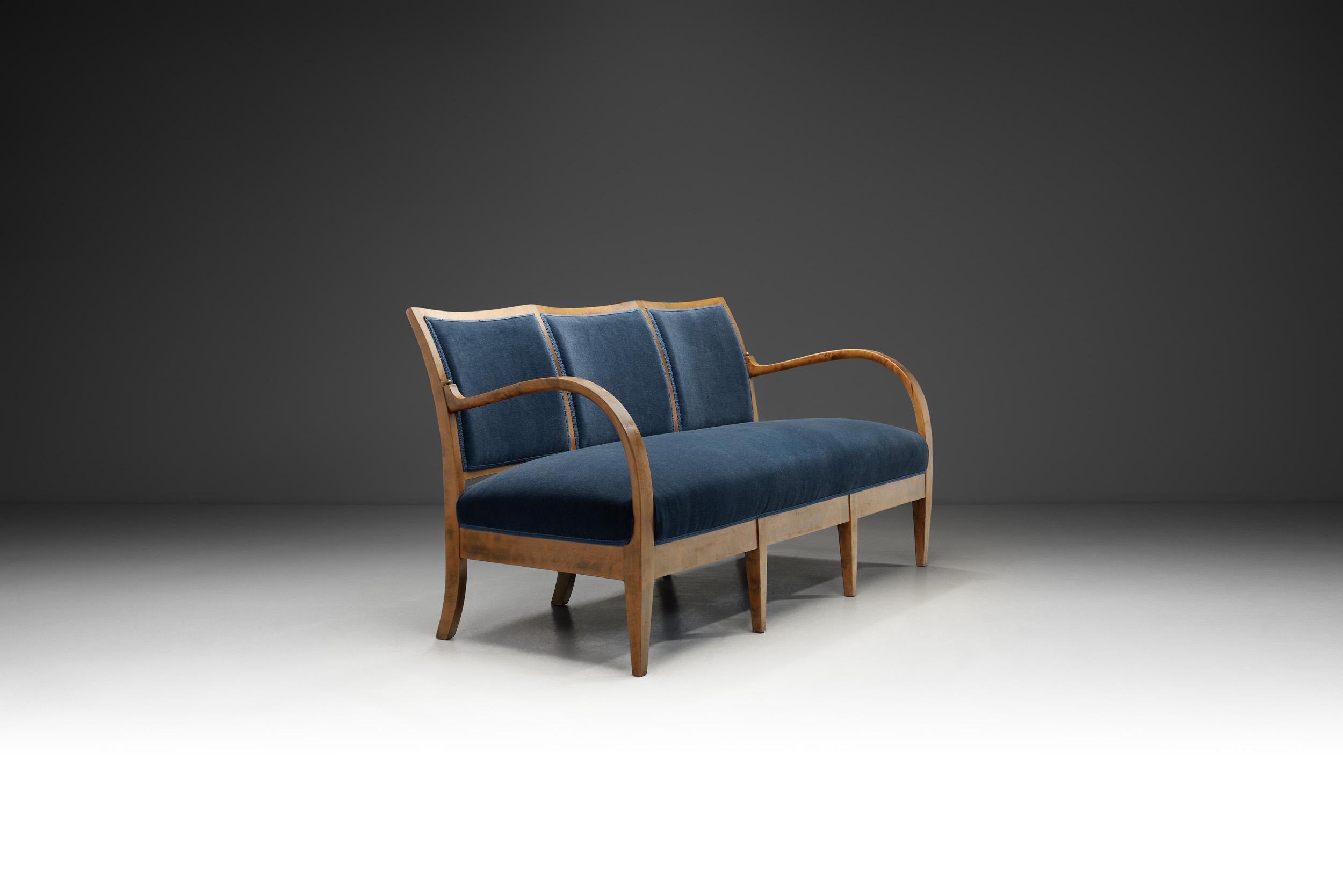 Danois Canapé trois places en tissu mohair bleu par Jørgen Christensen, Danemark années 1930 en vente