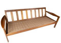 Divano moderno a tre posti in teak e pelle nera di Arne Vodder