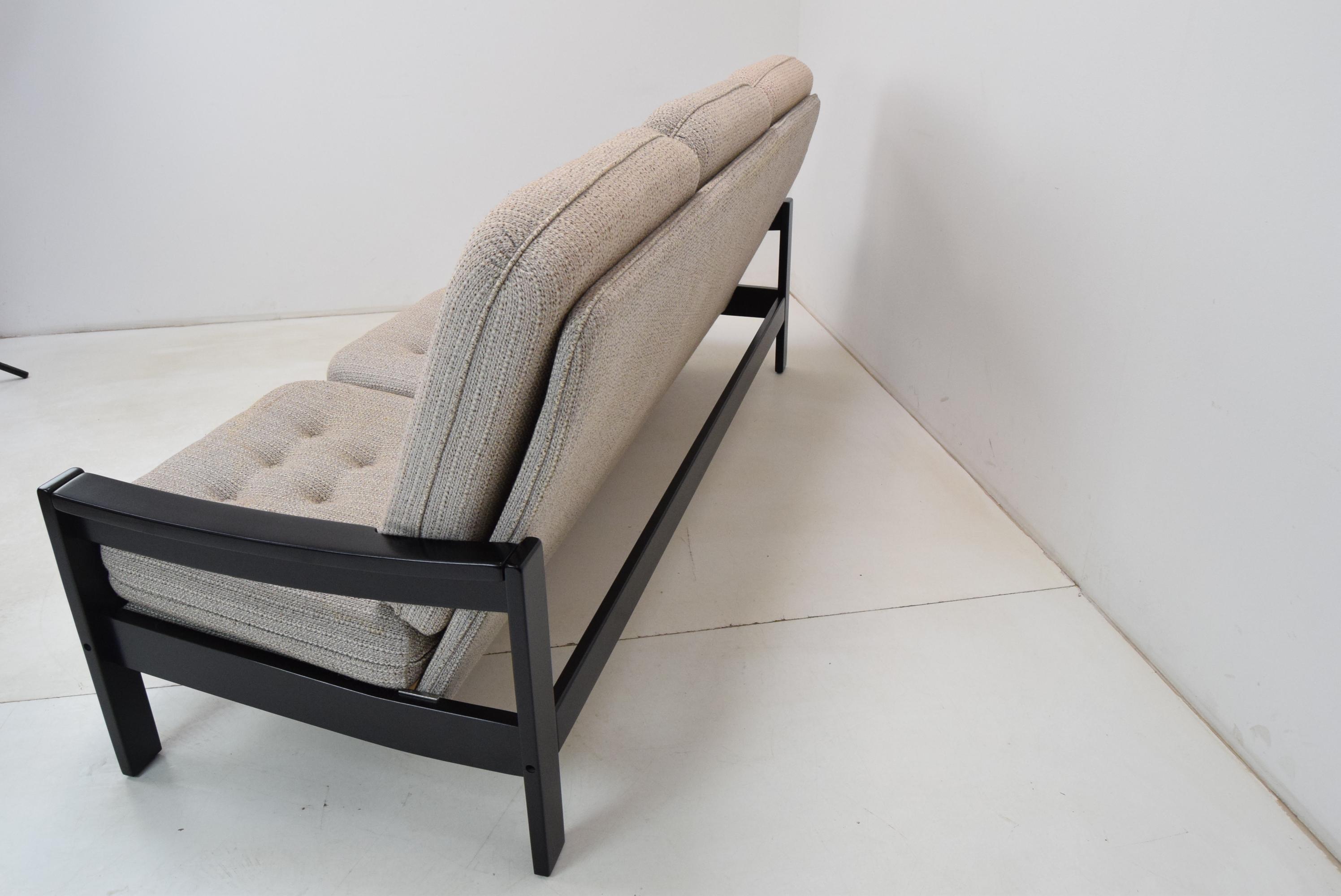 Dreisitzer-Sofa/LEDA LUX, 1980er-Jahre.  im Angebot 6