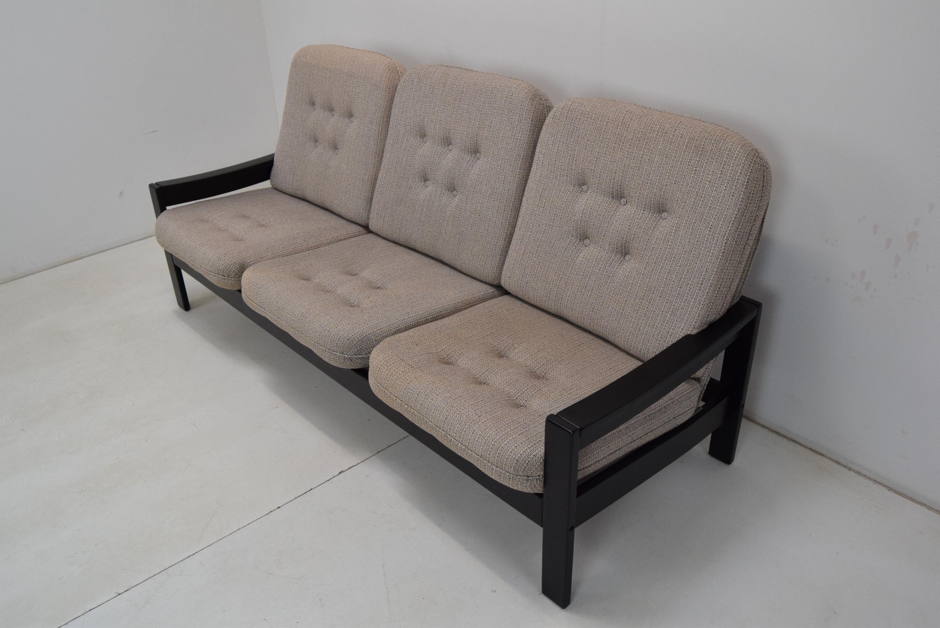 Dreisitzer-Sofa/LEDA LUX, 1980er-Jahre.  im Angebot 7