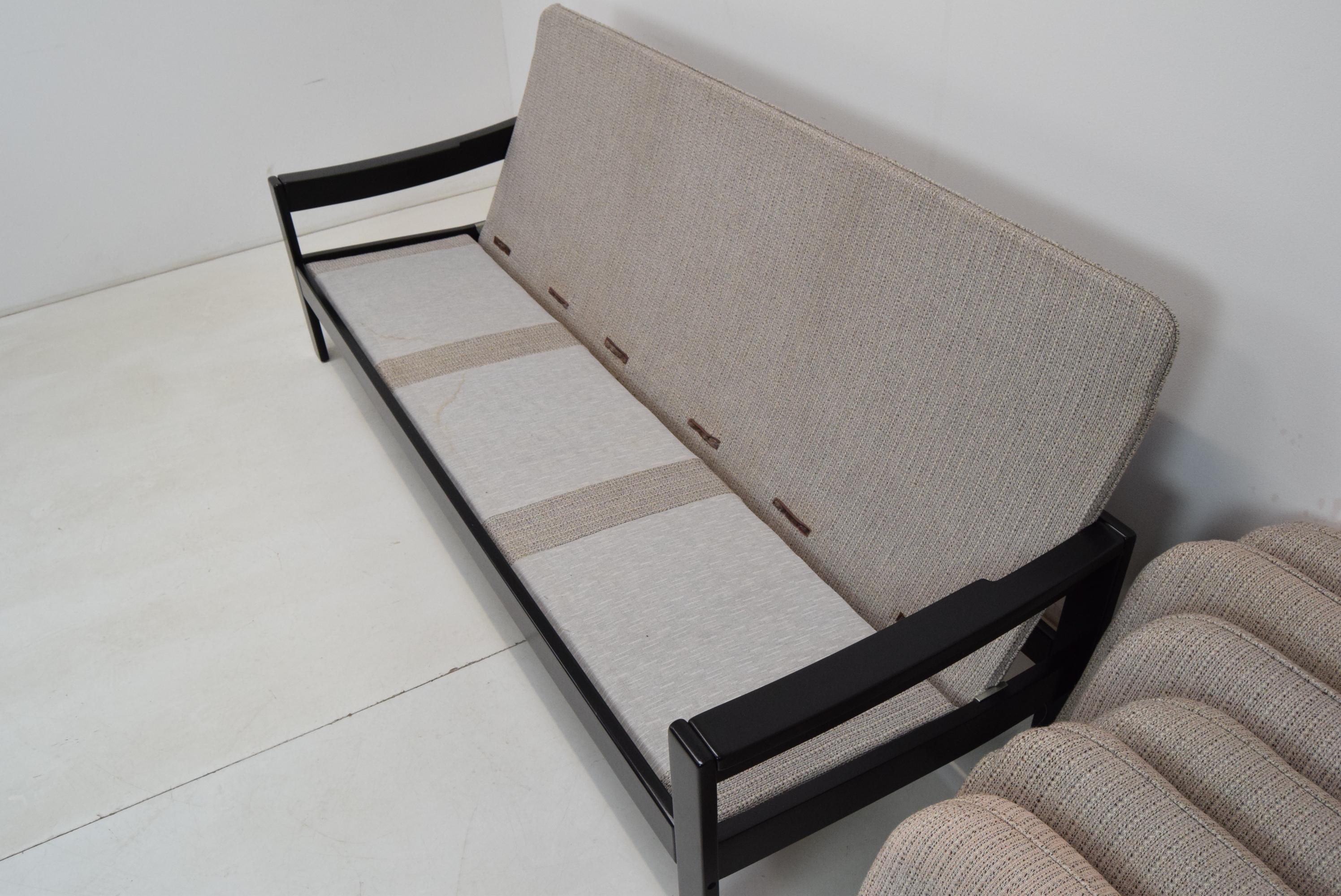 Dreisitzer-Sofa/LEDA LUX, 1980er-Jahre.  im Angebot 9
