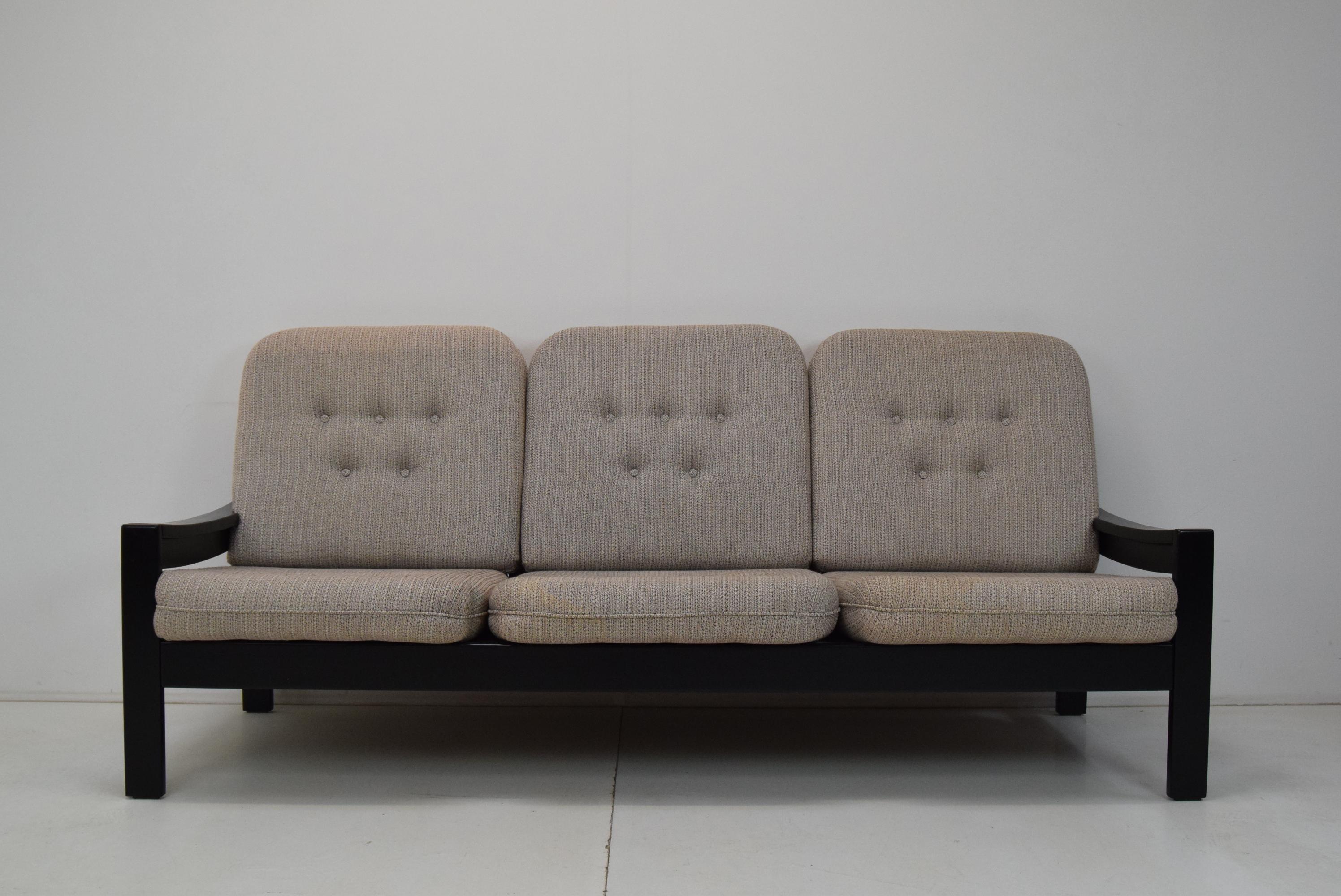 Dreisitzer-Sofa/LEDA LUX, 1980er-Jahre.  (Moderne der Mitte des Jahrhunderts) im Angebot