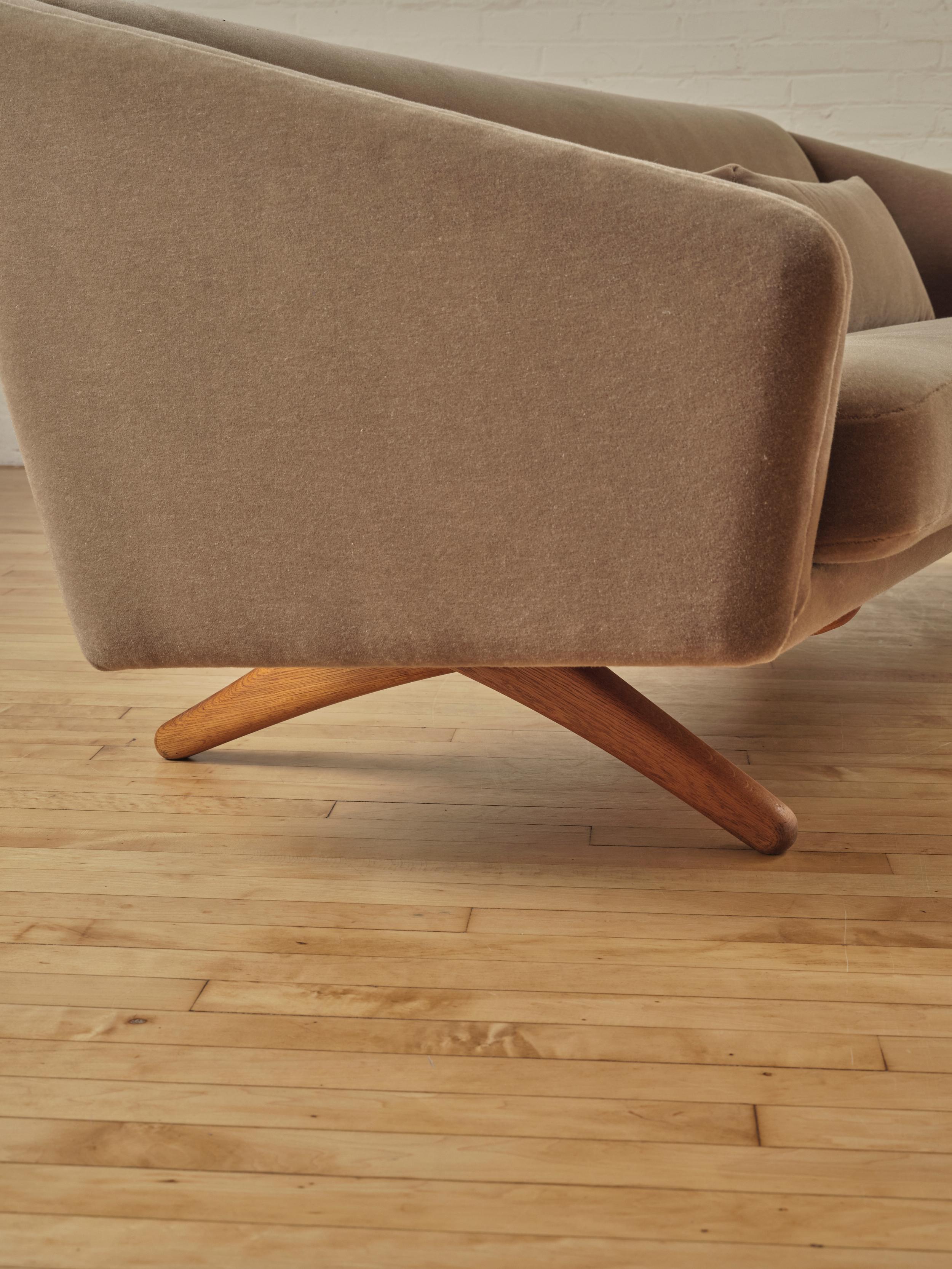 Mid-Century Modern Three Seater Sofa (ML-90) by Illum Wikkelso for Mikael Laursen For Sale
