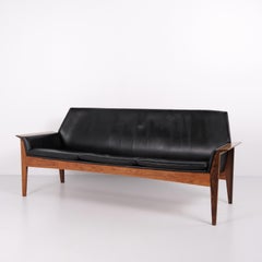 Dreisitzer-Sofa Modell "Senior" in Rio-Palisander und schwarzem Original-Leder