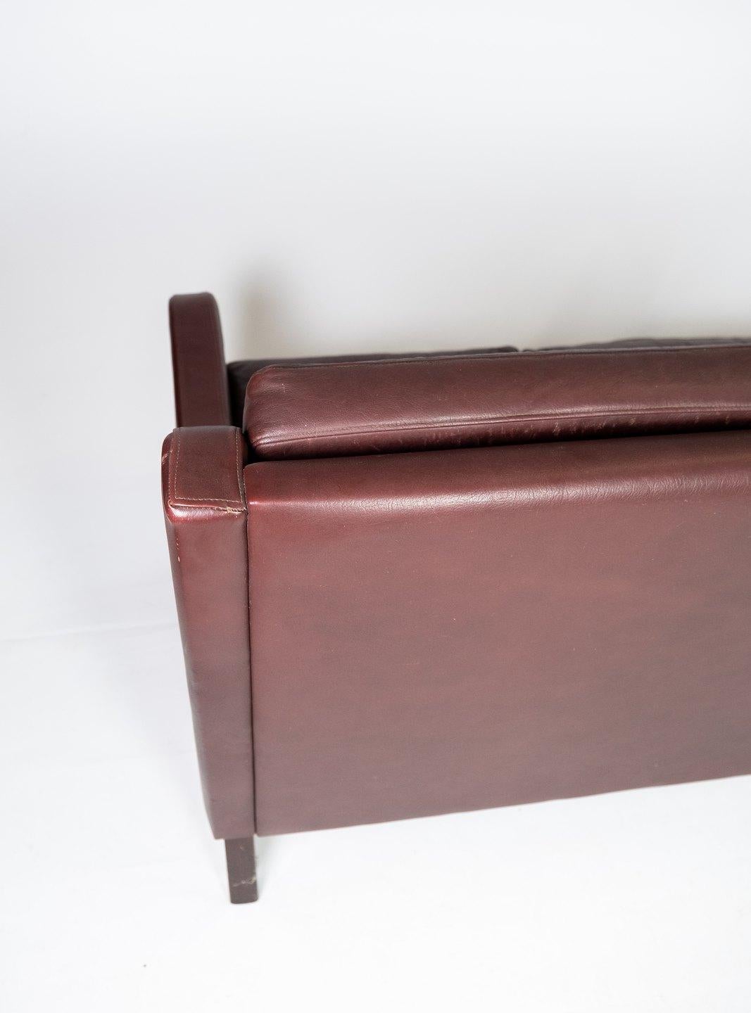 3. Sitzer-Sofa aus rot-braunem Leder von Stouby Furniture aus den 1960er Jahren im Angebot 3