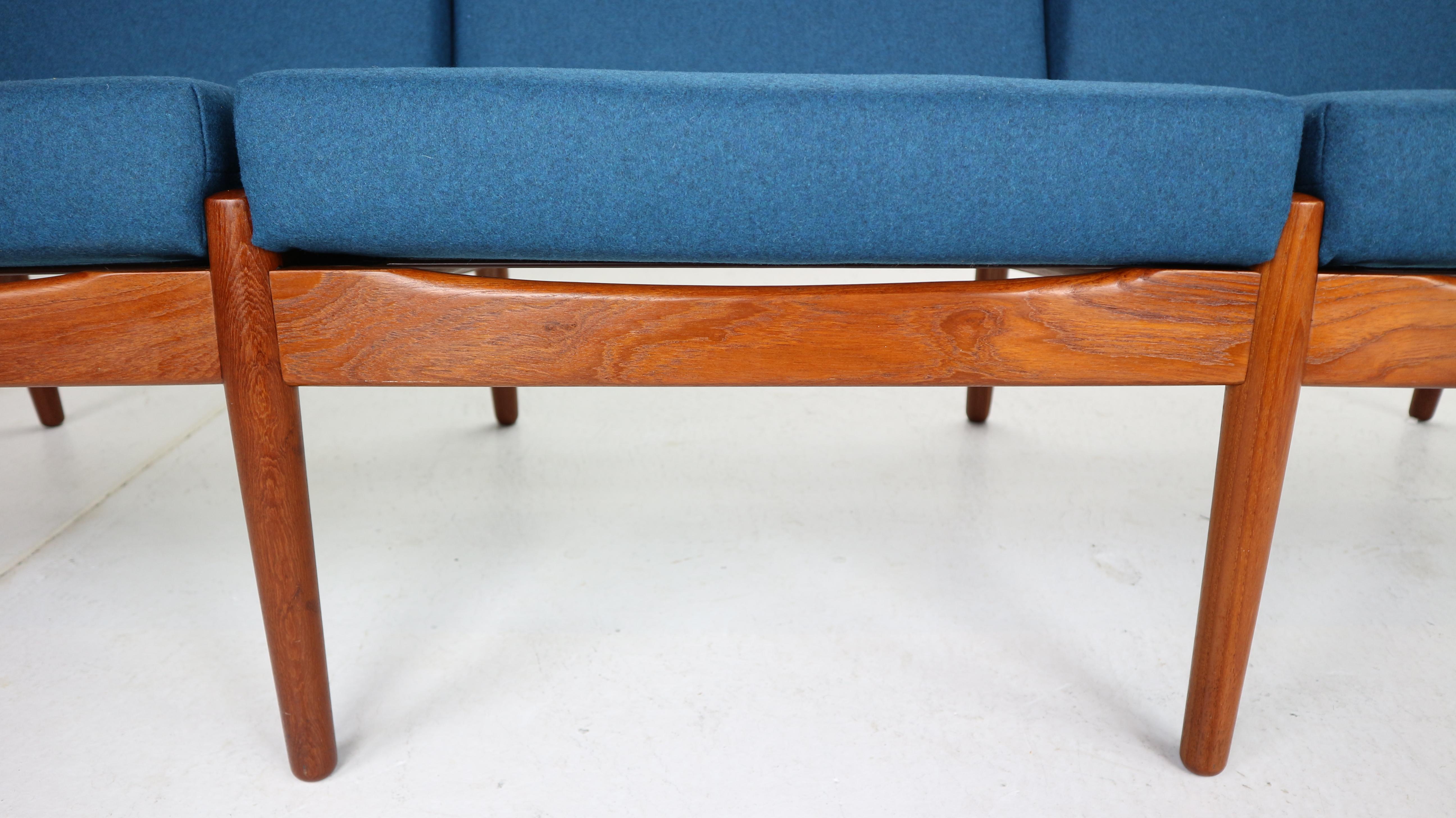 Three-Seat Teak Sofa by Grete Jalk for Glostrup Møbelfabrik, 1960s, Denmark 5