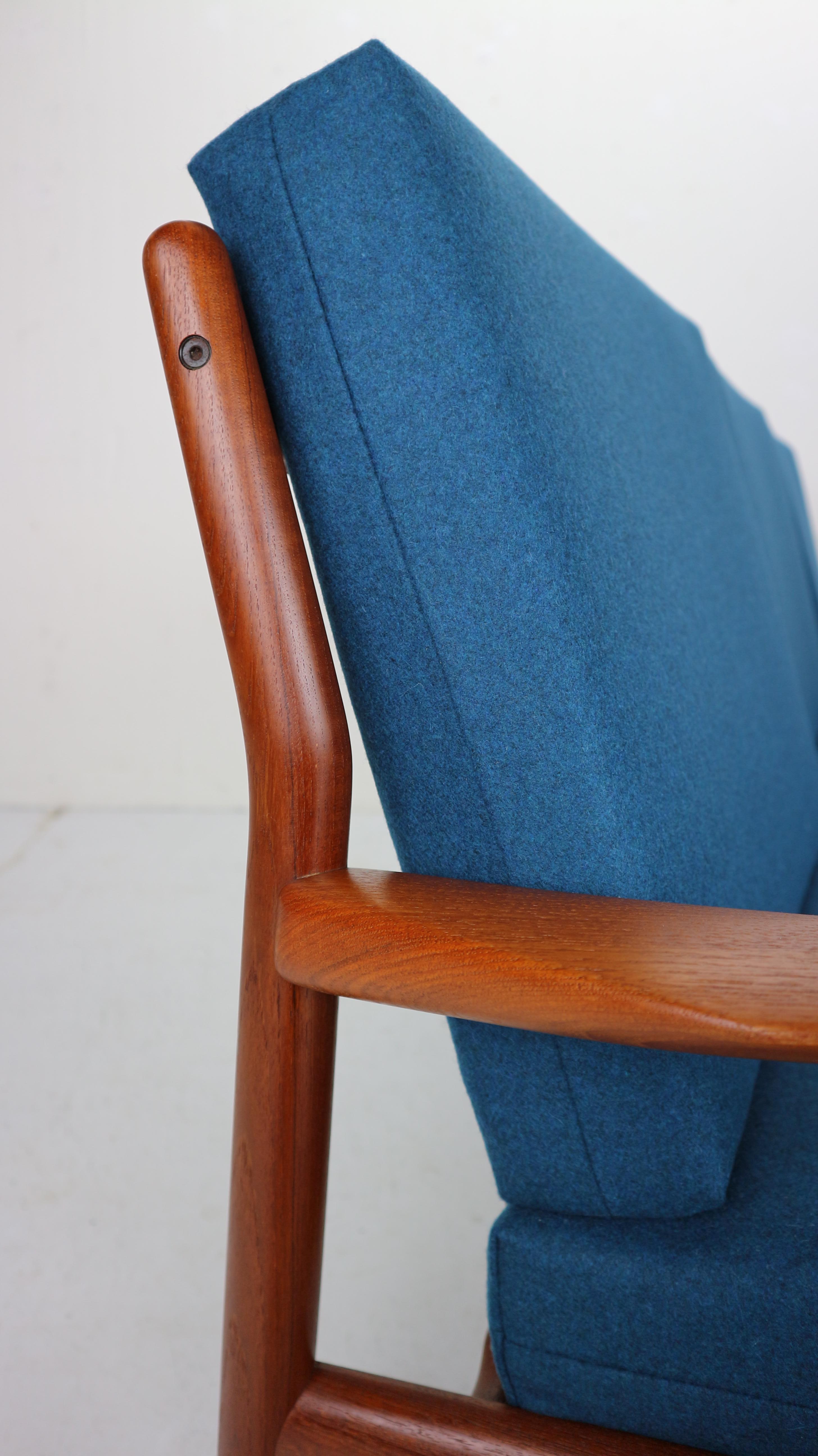 Three-Seat Teak Sofa by Grete Jalk for Glostrup Møbelfabrik, 1960s, Denmark 9