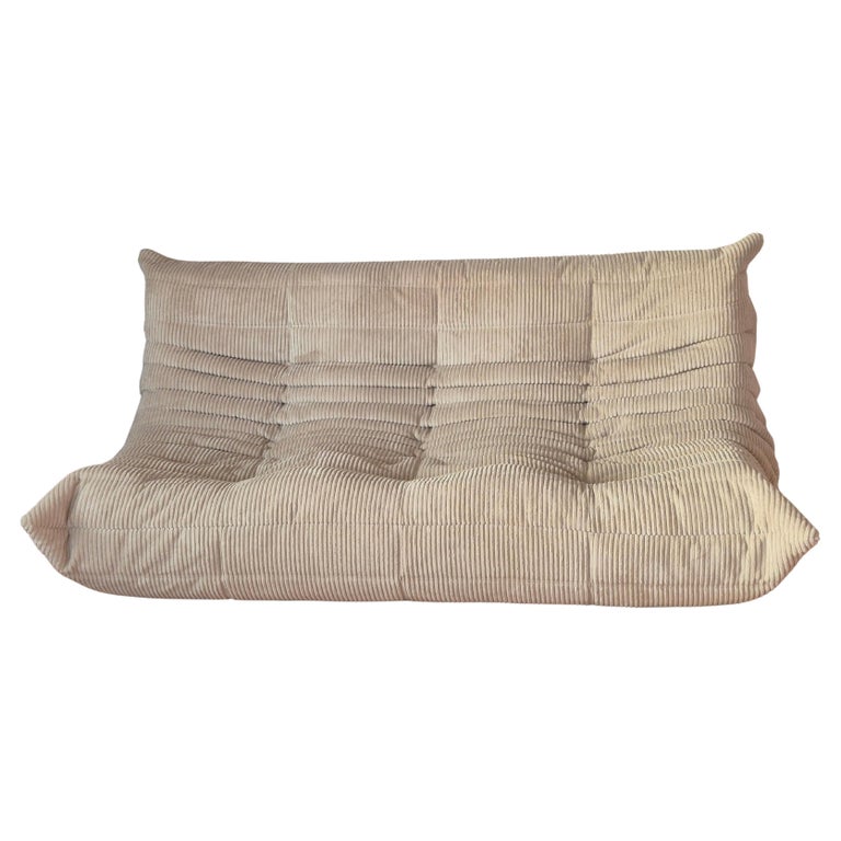 Canapé Togo Ligne Roset - 3 Places - Velours Violet - Occasion (Petit Accroc)