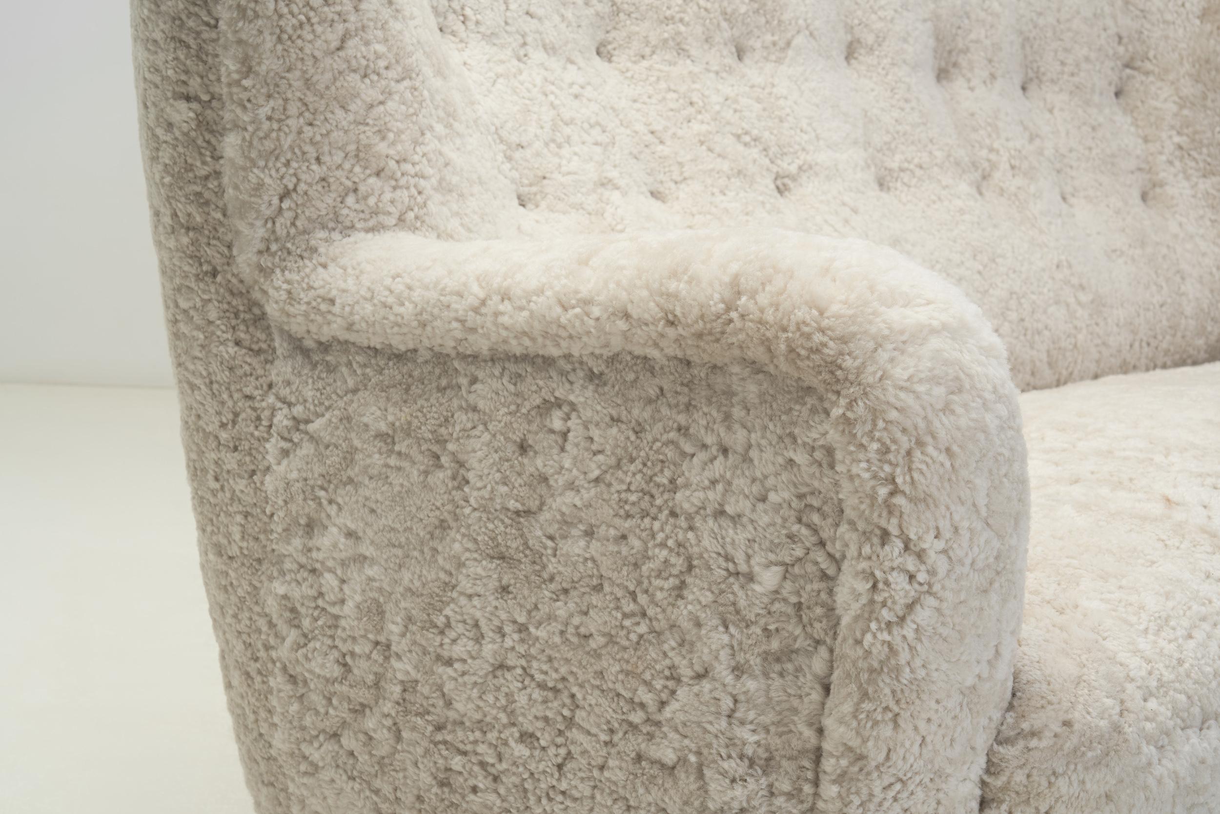 Three-Seater Upholstered Sofa, Denmark ca 1950s For Sale 4