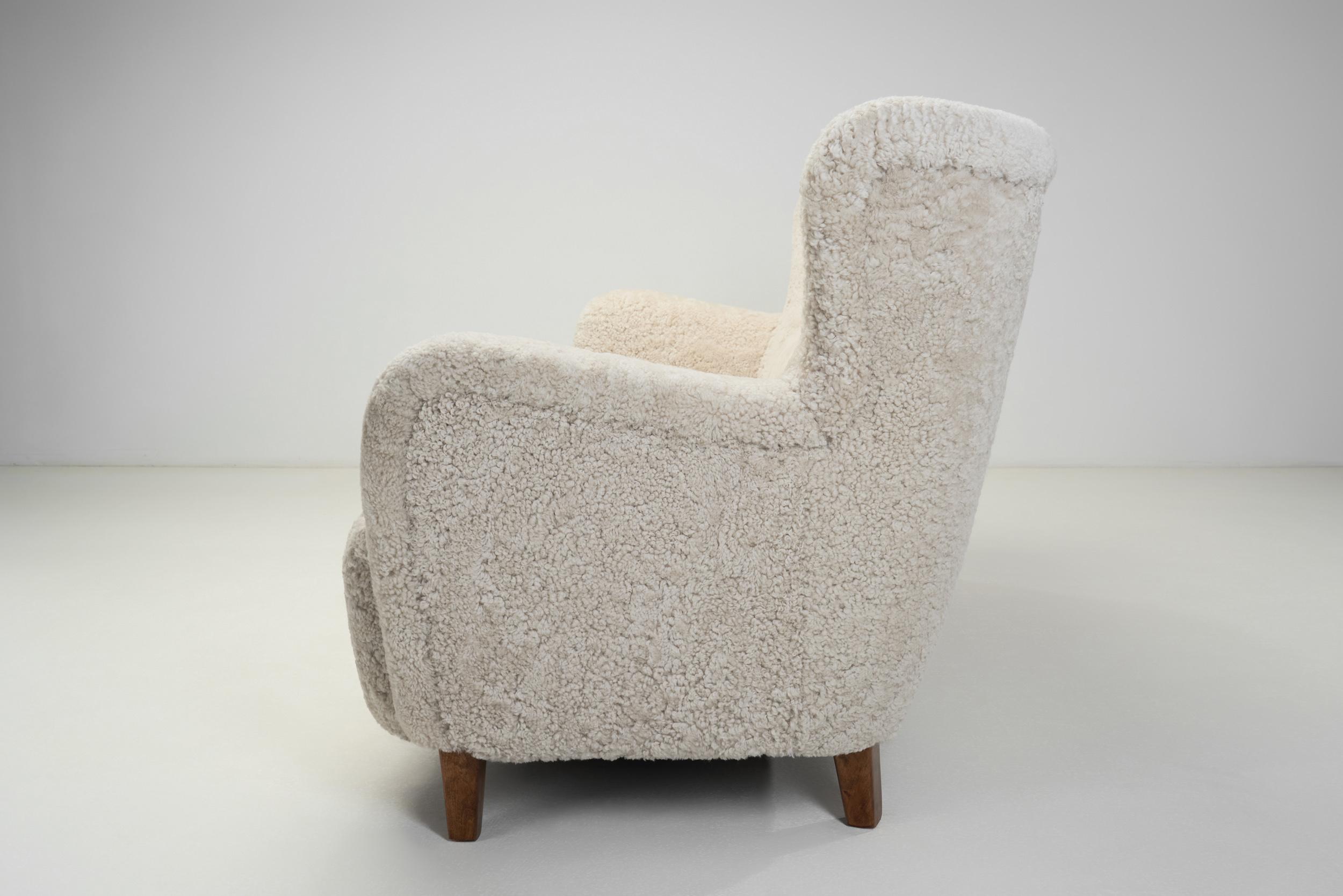 Three-Seater Upholstered Sofa, Denmark ca 1950s For Sale 5
