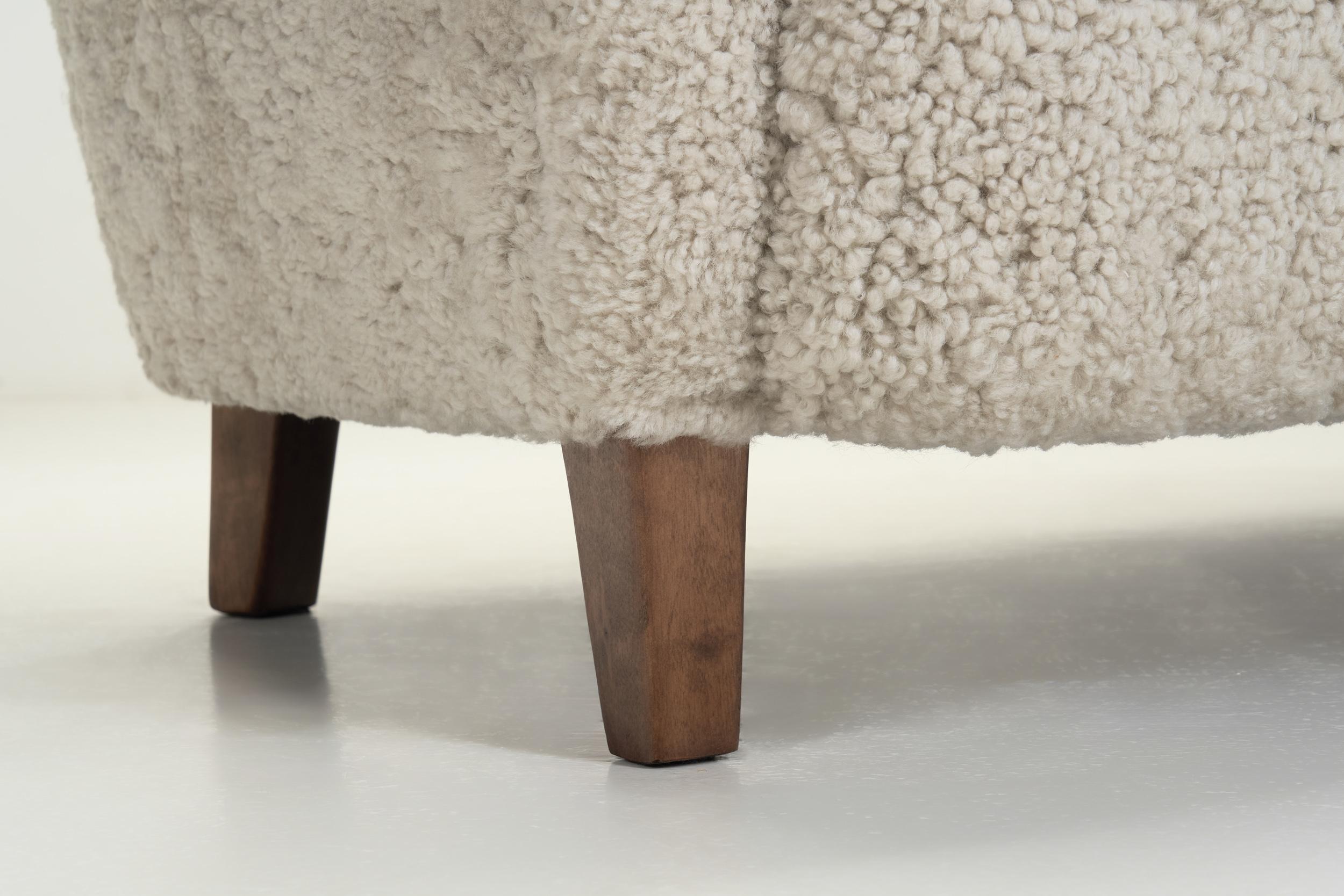 Three-Seater Upholstered Sofa, Denmark ca 1950s For Sale 8