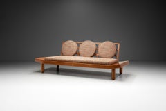 Dreisitzer-Sofa aus Holz mit runden Kissen, Indonesien, 1960er Jahre