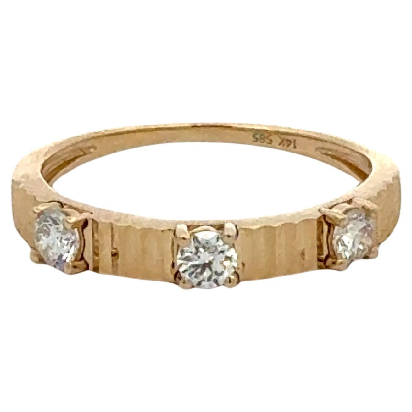 Three Section Diamond Fluted Band Ring 0.30 Carats 14KT Yellow Gold 1.6 Grams